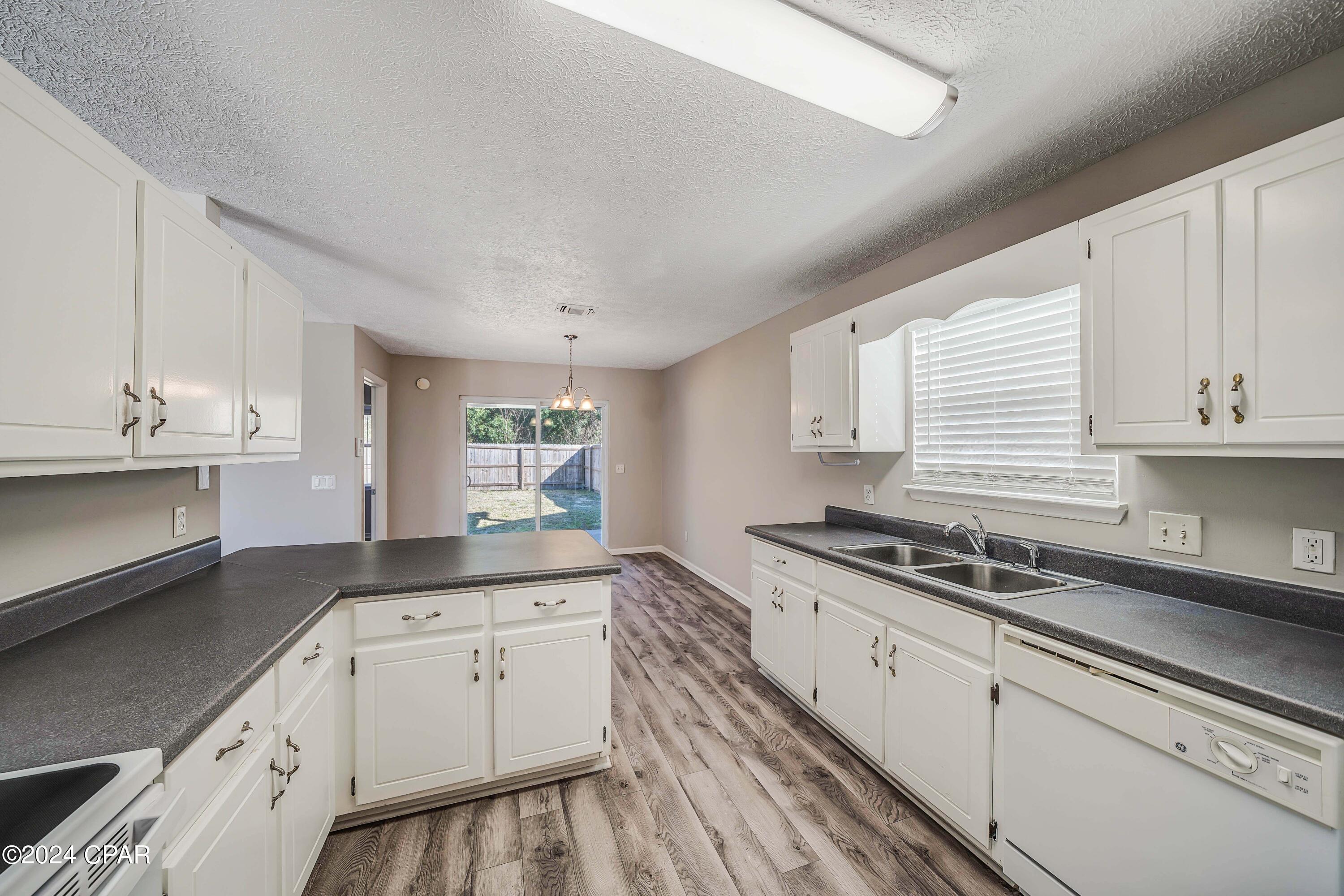 727 N 11th Street