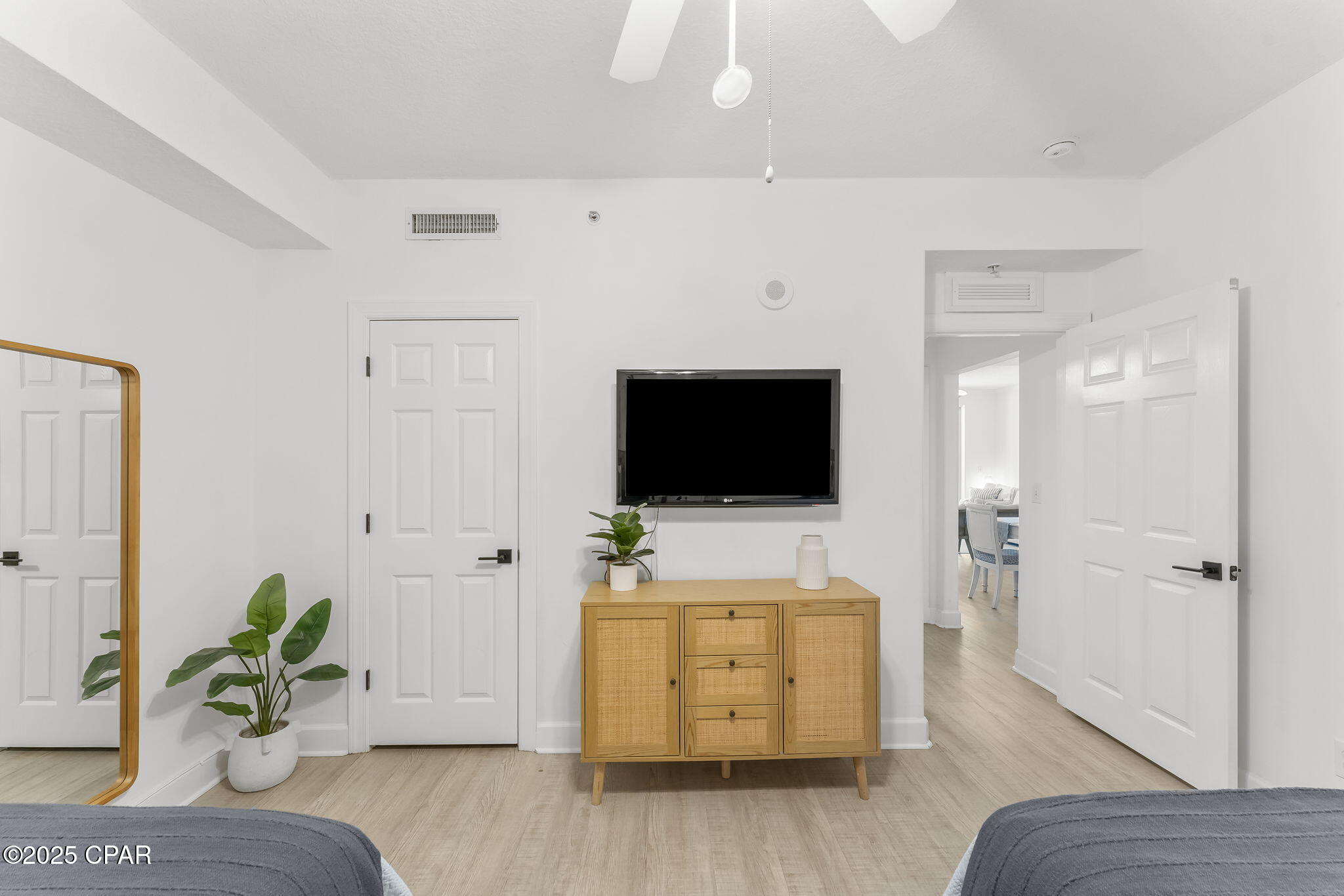 17643 Front Beach Road 503