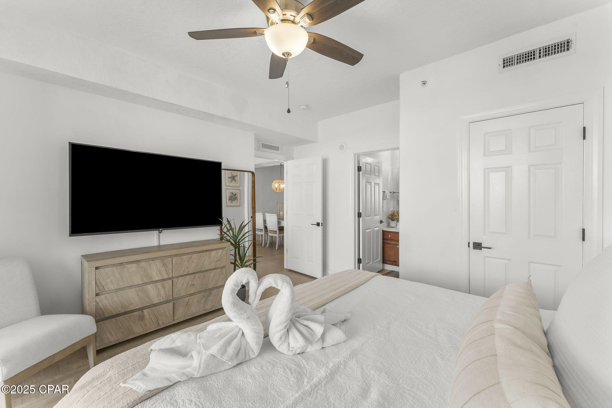 17643 Front Beach Road 503