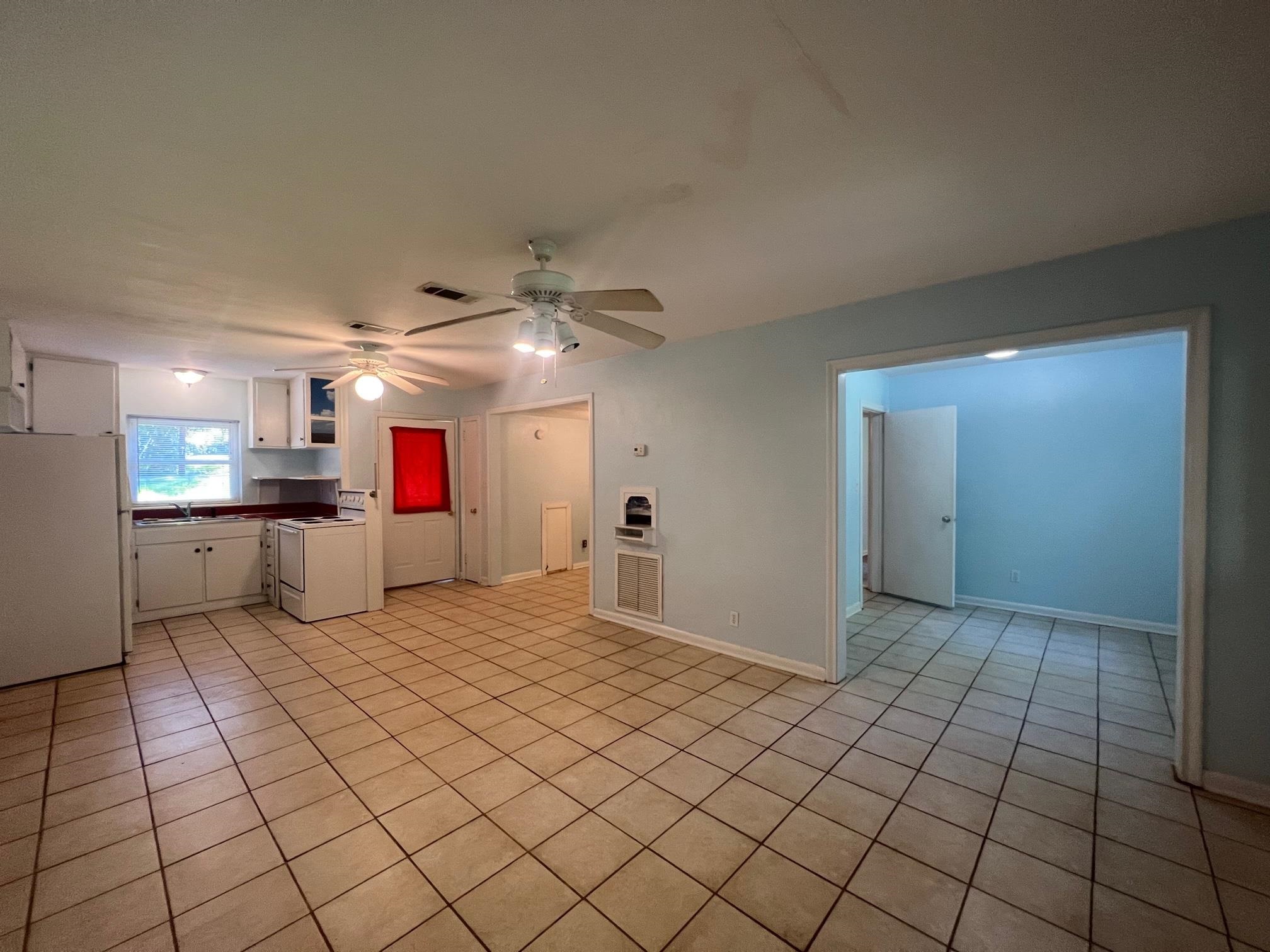 1806 Chuli Nene Lane