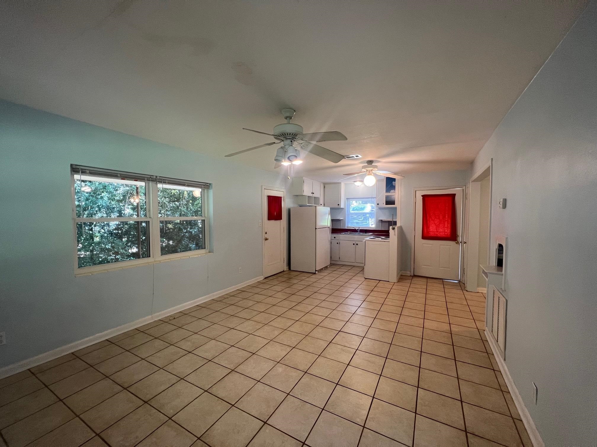 1806 Chuli Nene Lane