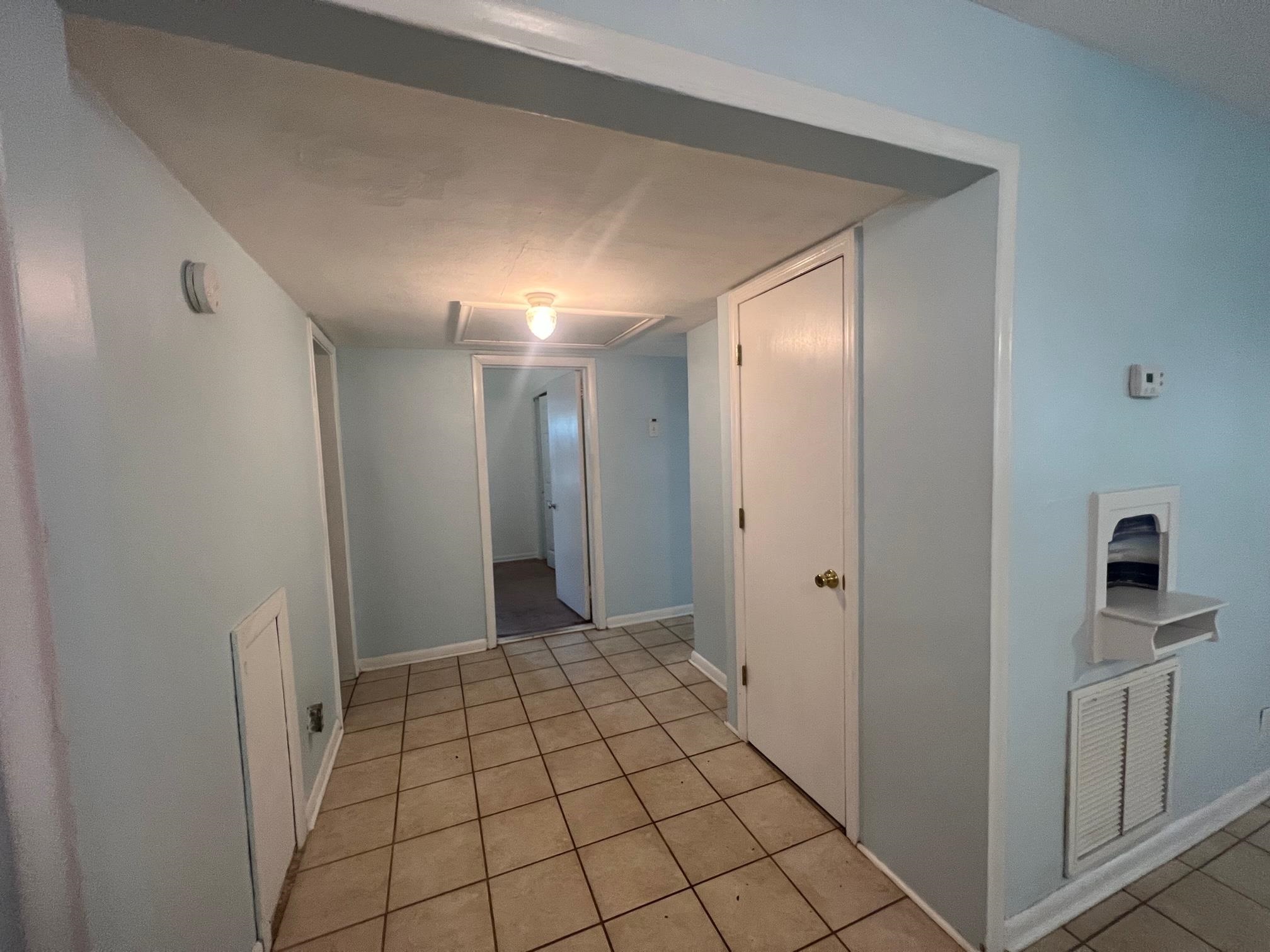 1806 Chuli Nene Lane