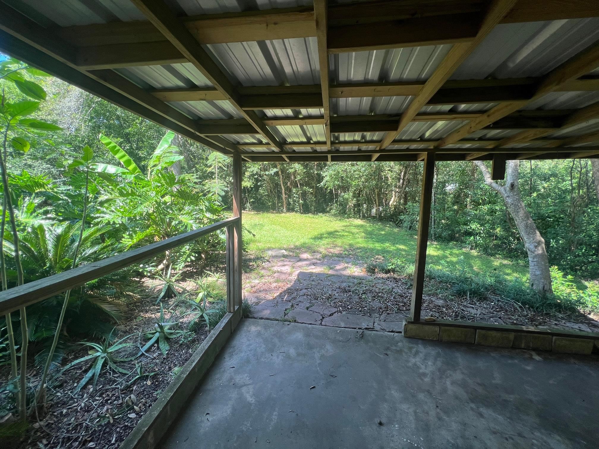 1806 Chuli Nene Lane