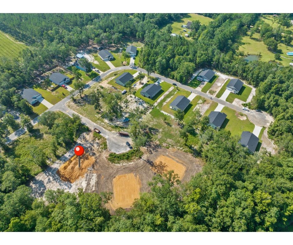 40 Spruce Circle