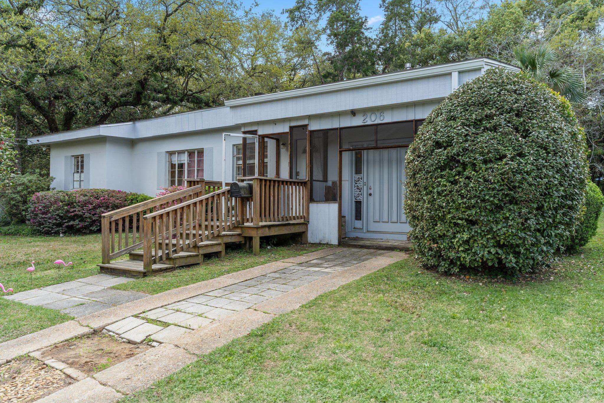 206 Westridge Drive