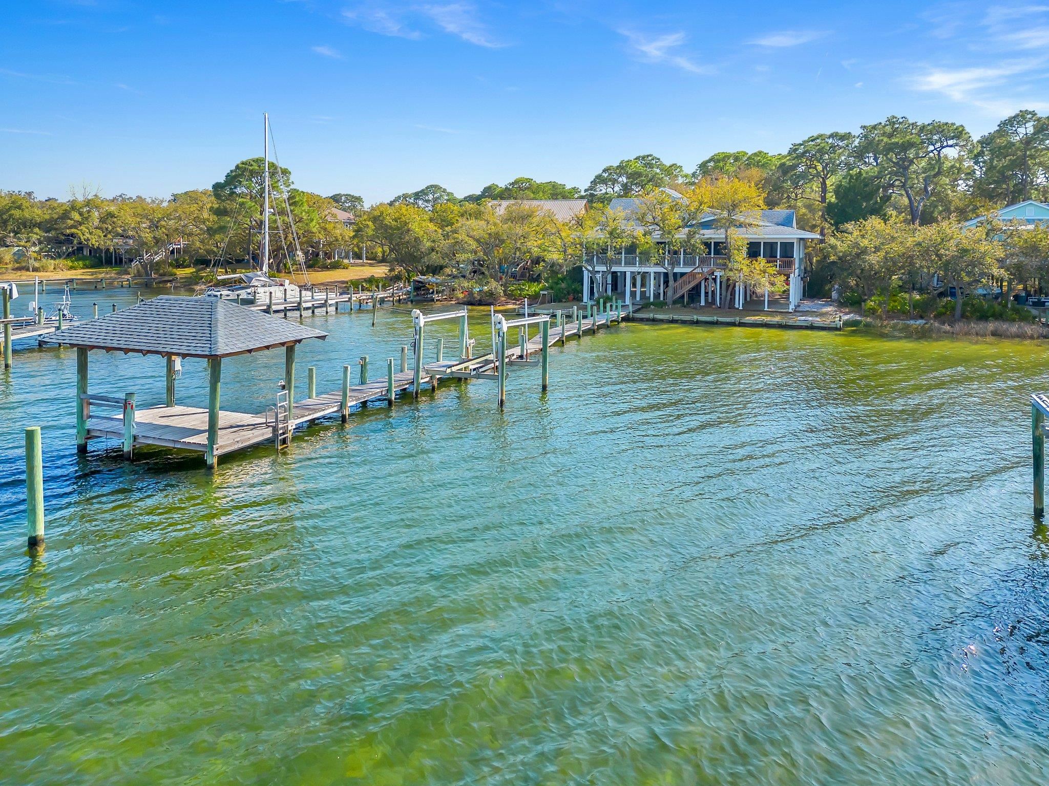 161 Harbor Circle