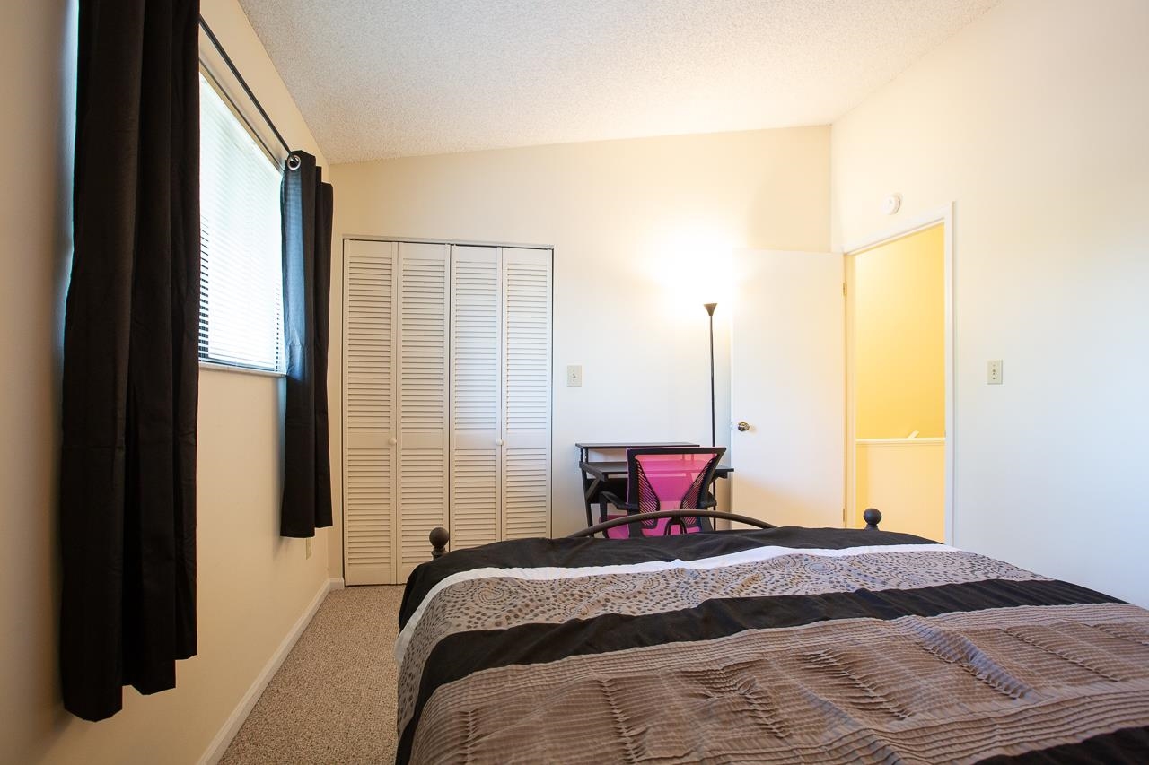 1571 Stone Road Unit: 5C