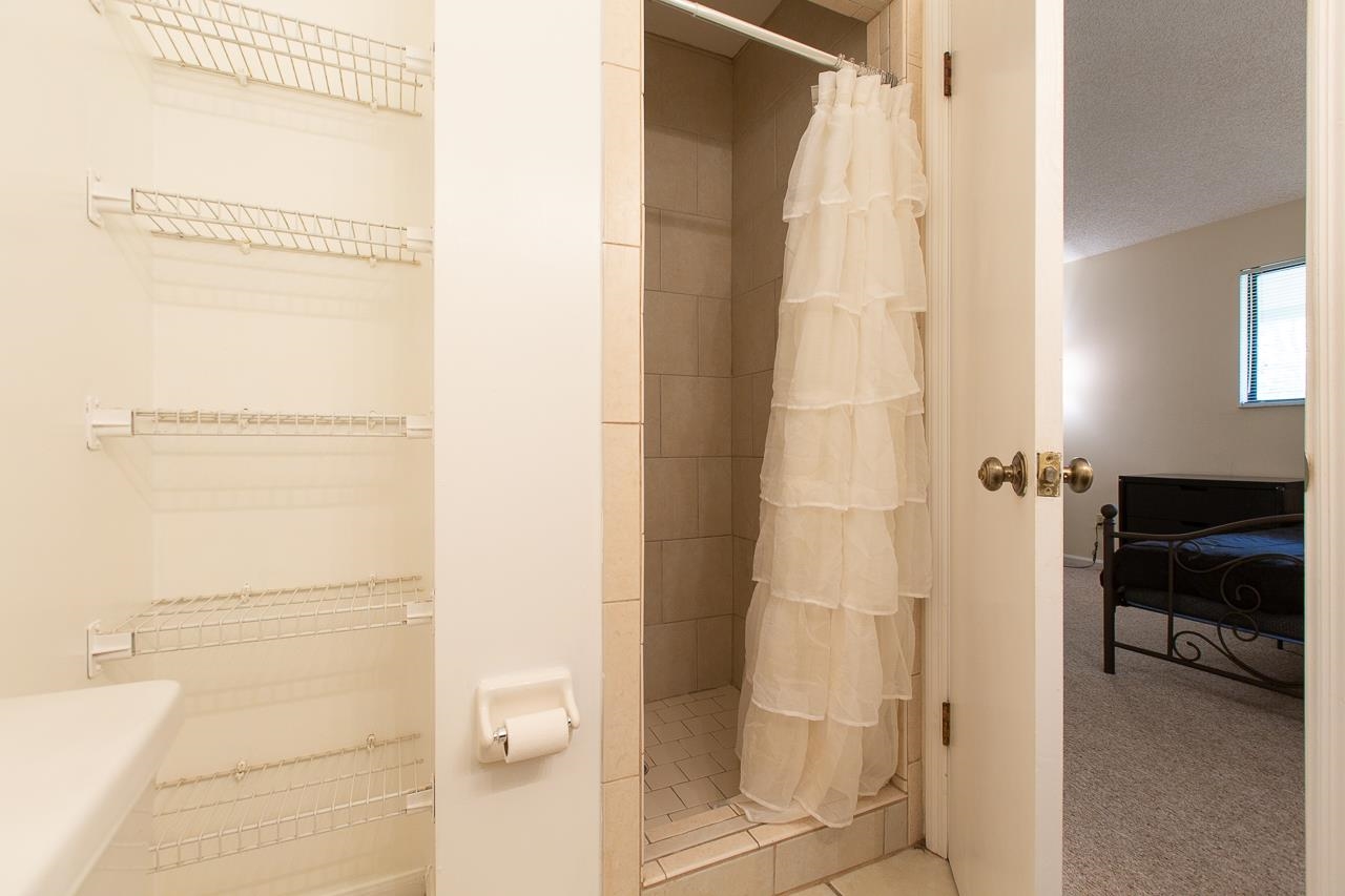 1571 Stone Road Unit: 5C