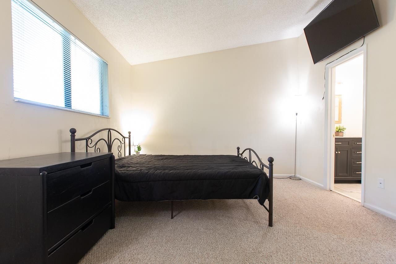 1571 Stone Road Unit: 5C