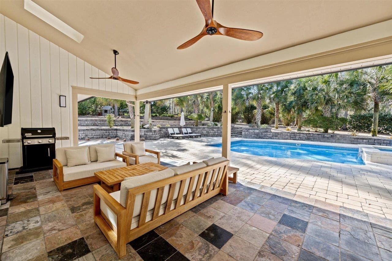 4005 Bobbin Brook Circle
