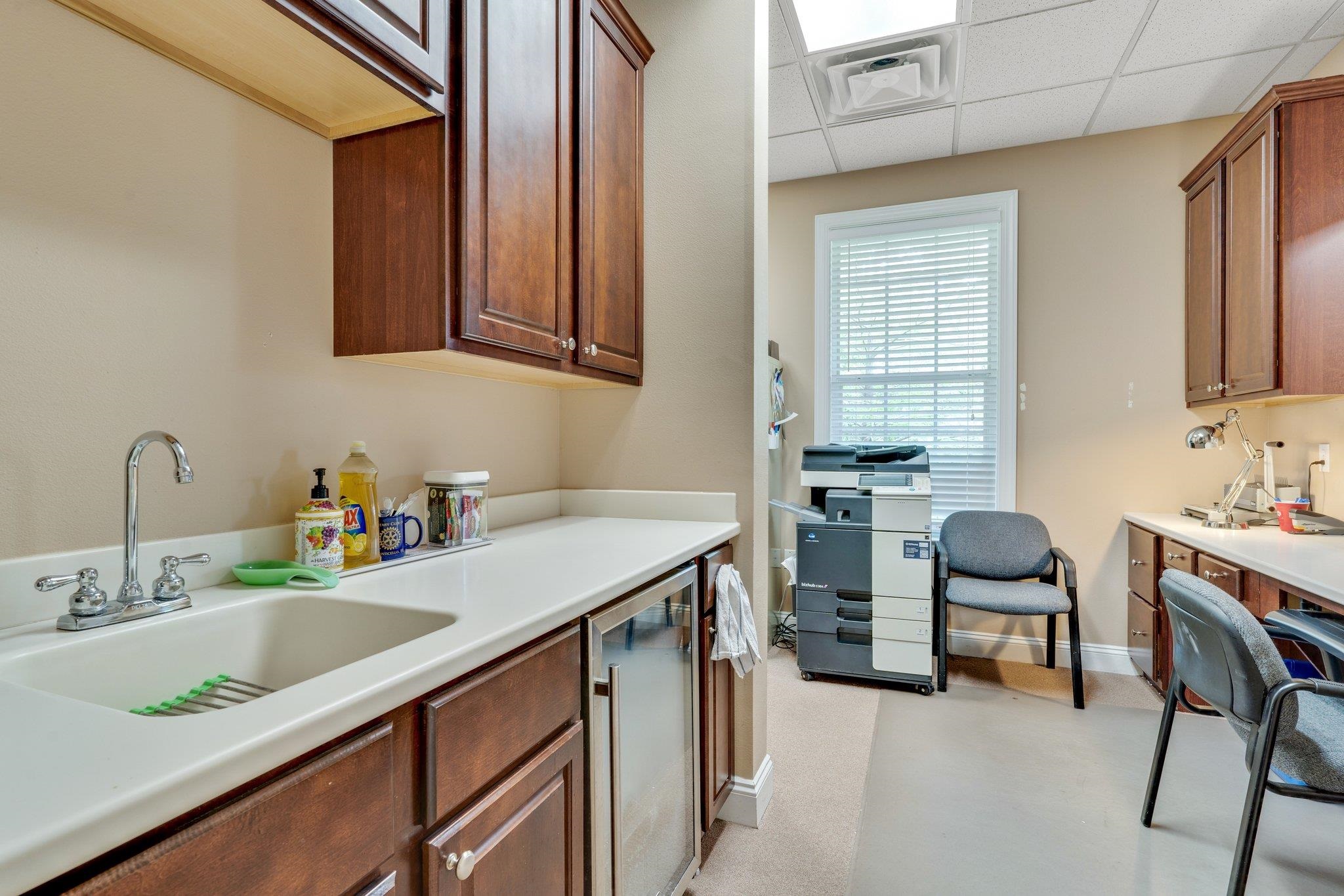 2104 Delta Way Unit: 6