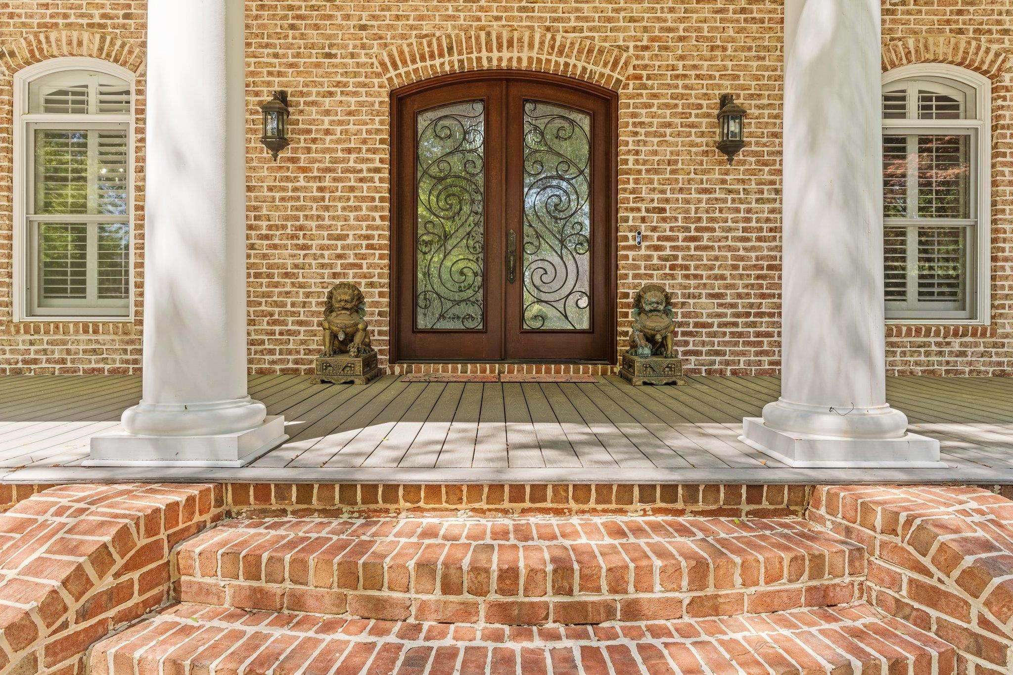 514 Frank Shaw Road