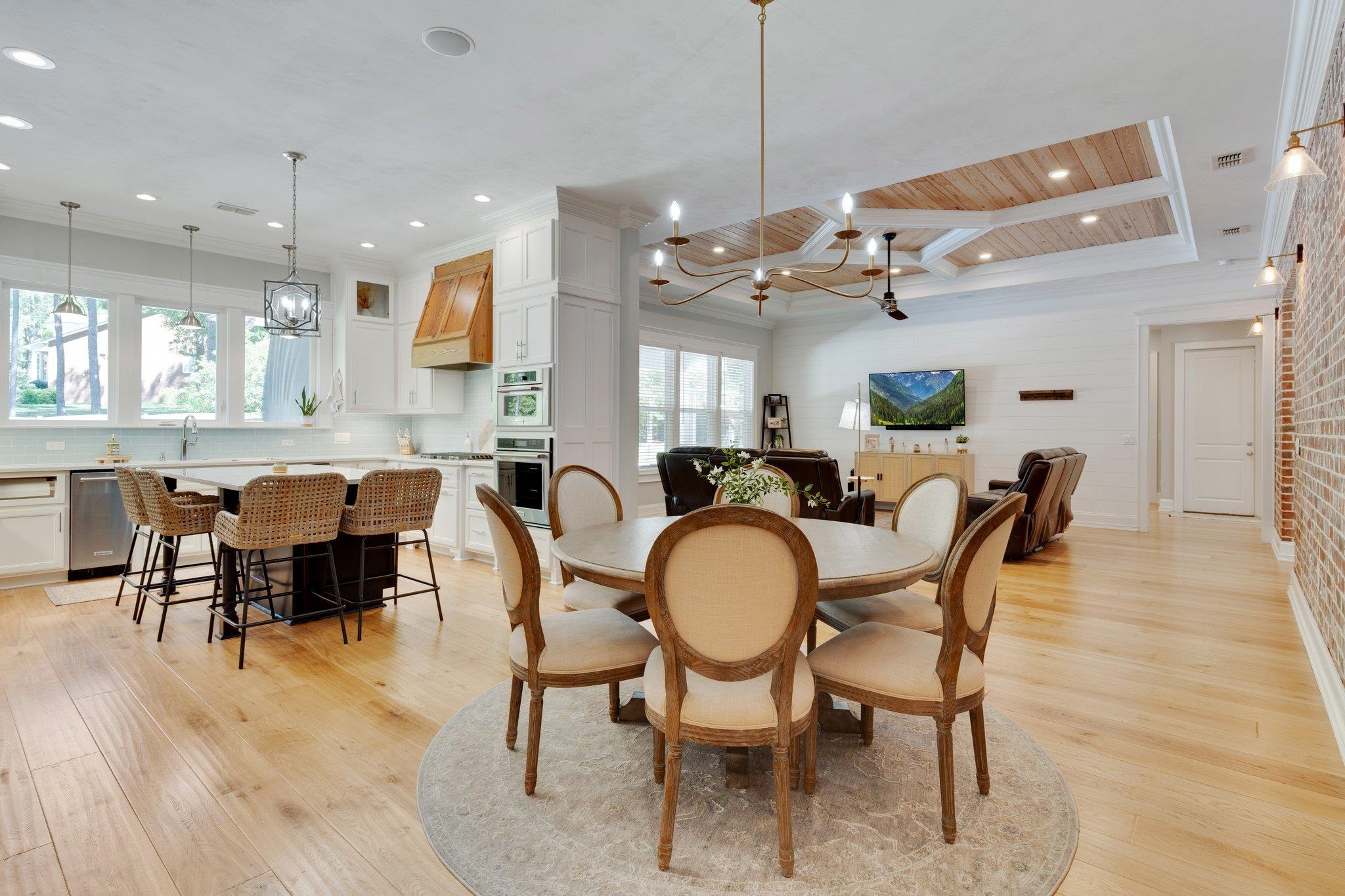 450 Audubon Drive