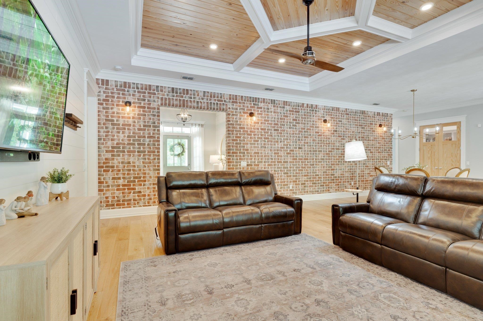 450 Audubon Drive