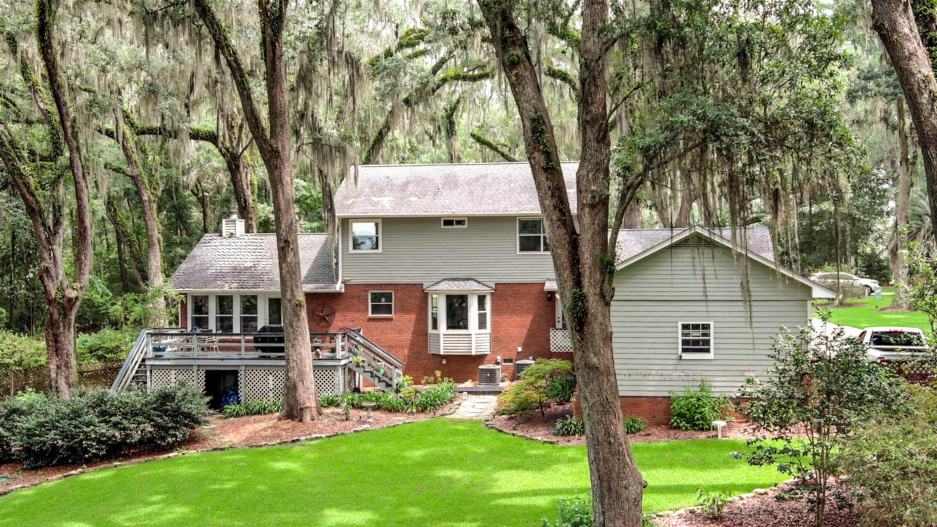 2027 Wildridge Drive