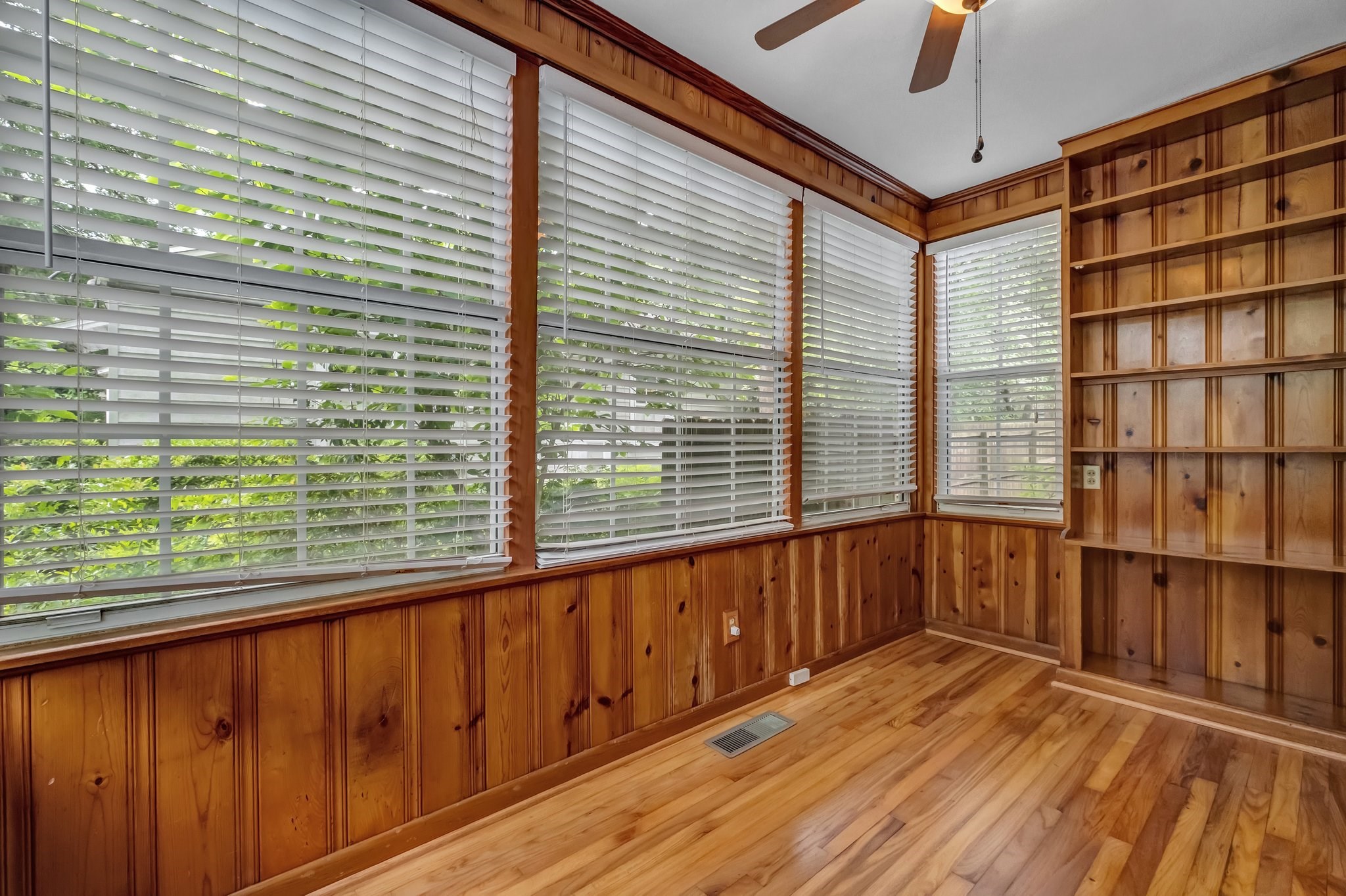 1128 Marion Avenue Unit: 1