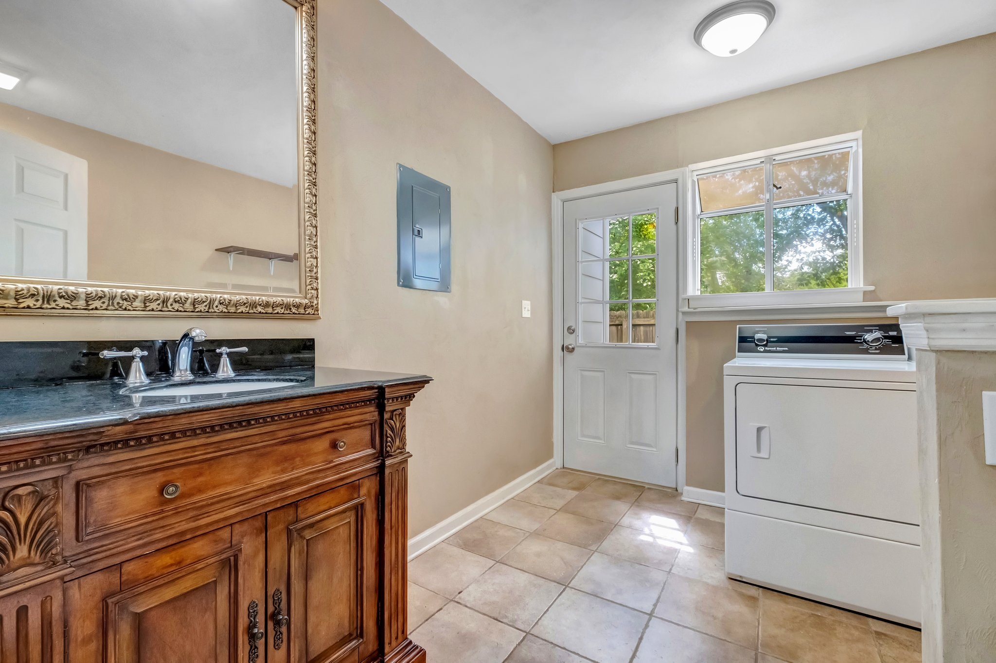 1128 Marion Avenue Unit: 1