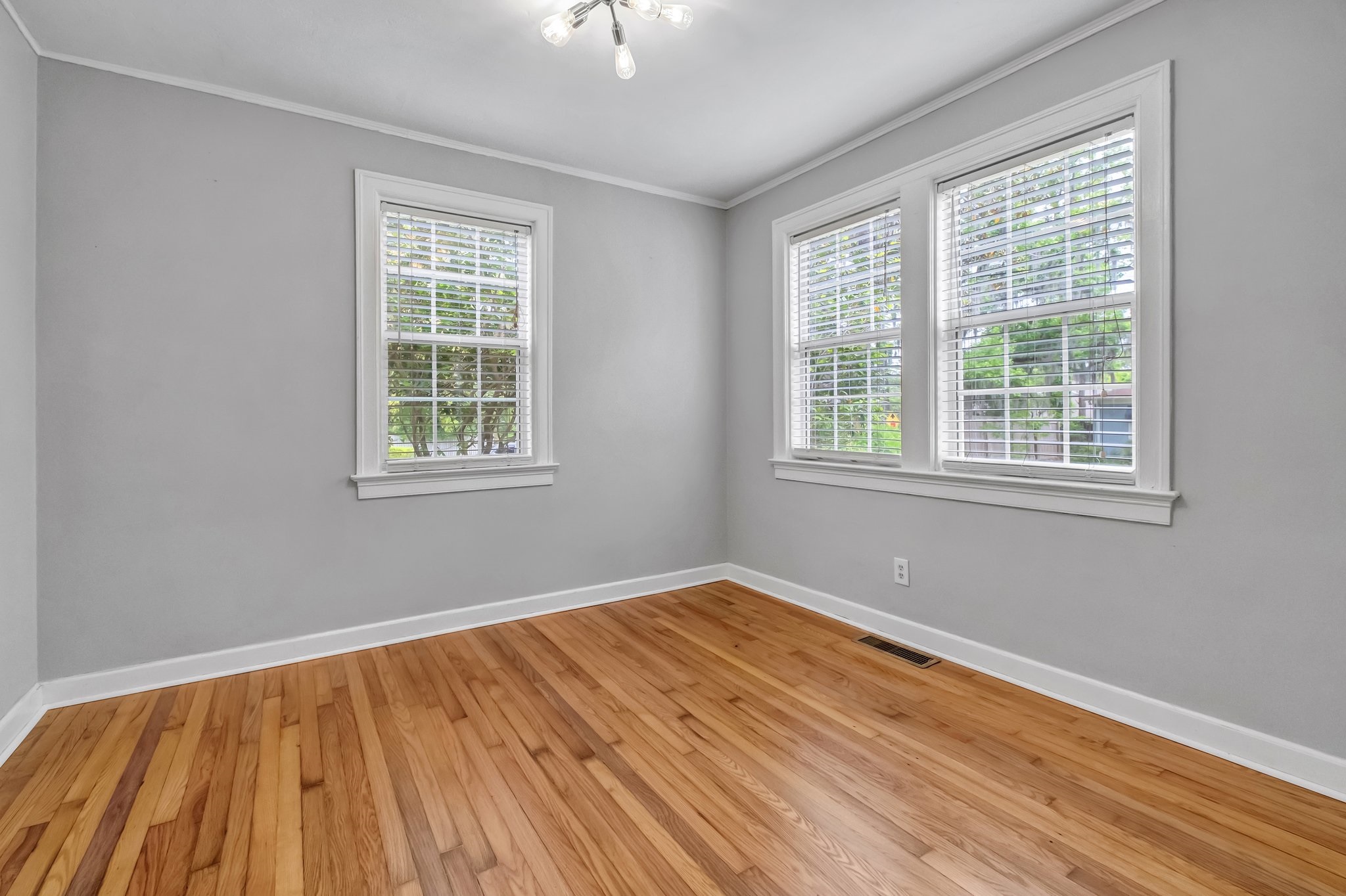1128 Marion Avenue Unit: 1