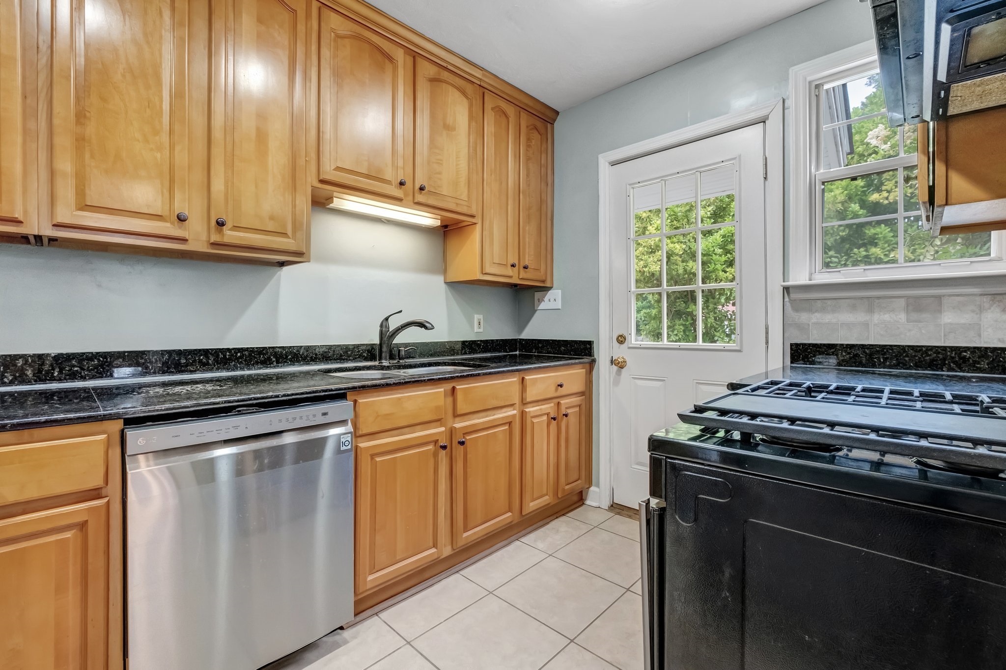 1128 Marion Avenue Unit: 1