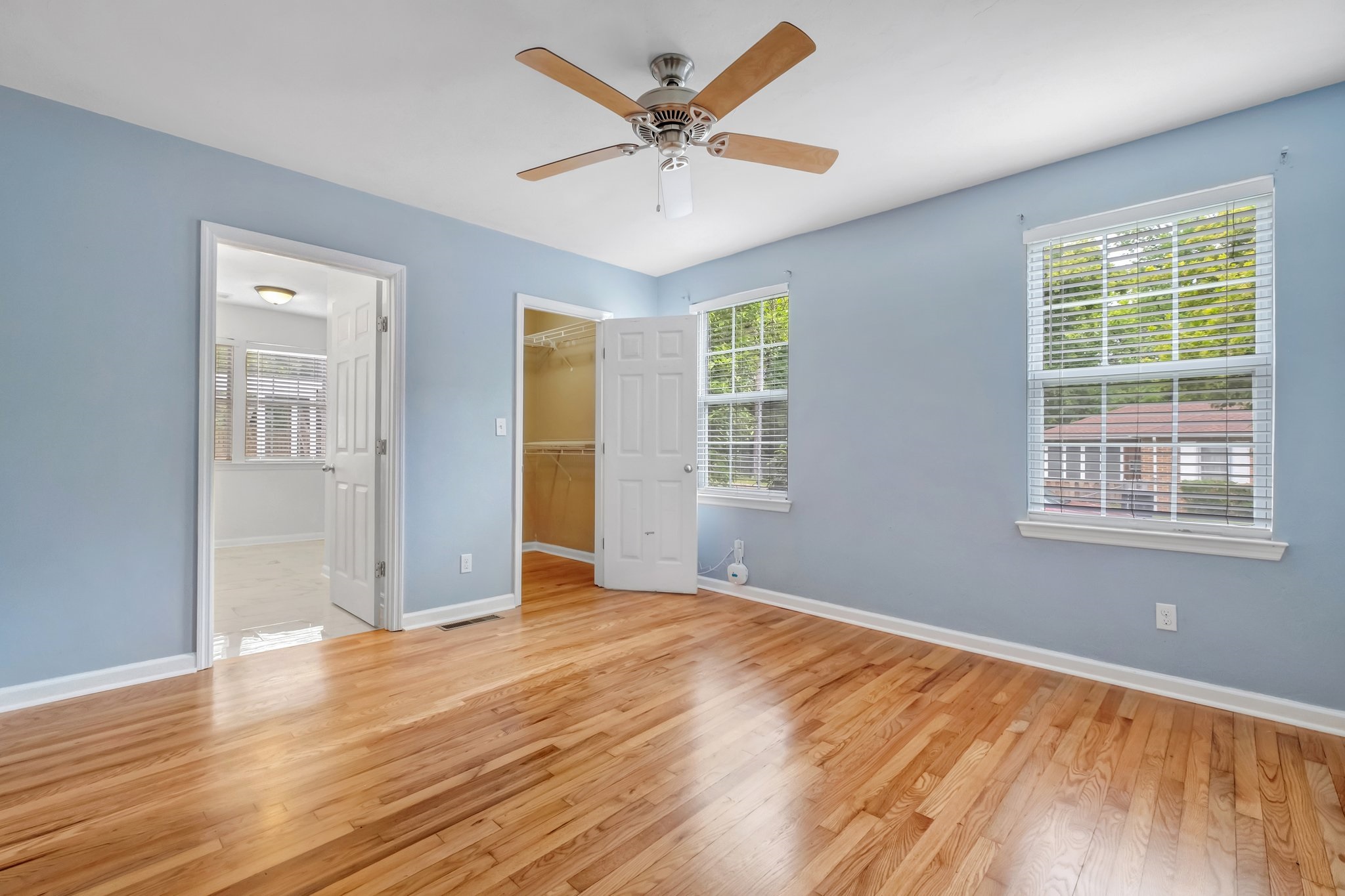 1128 Marion Avenue Unit: 1
