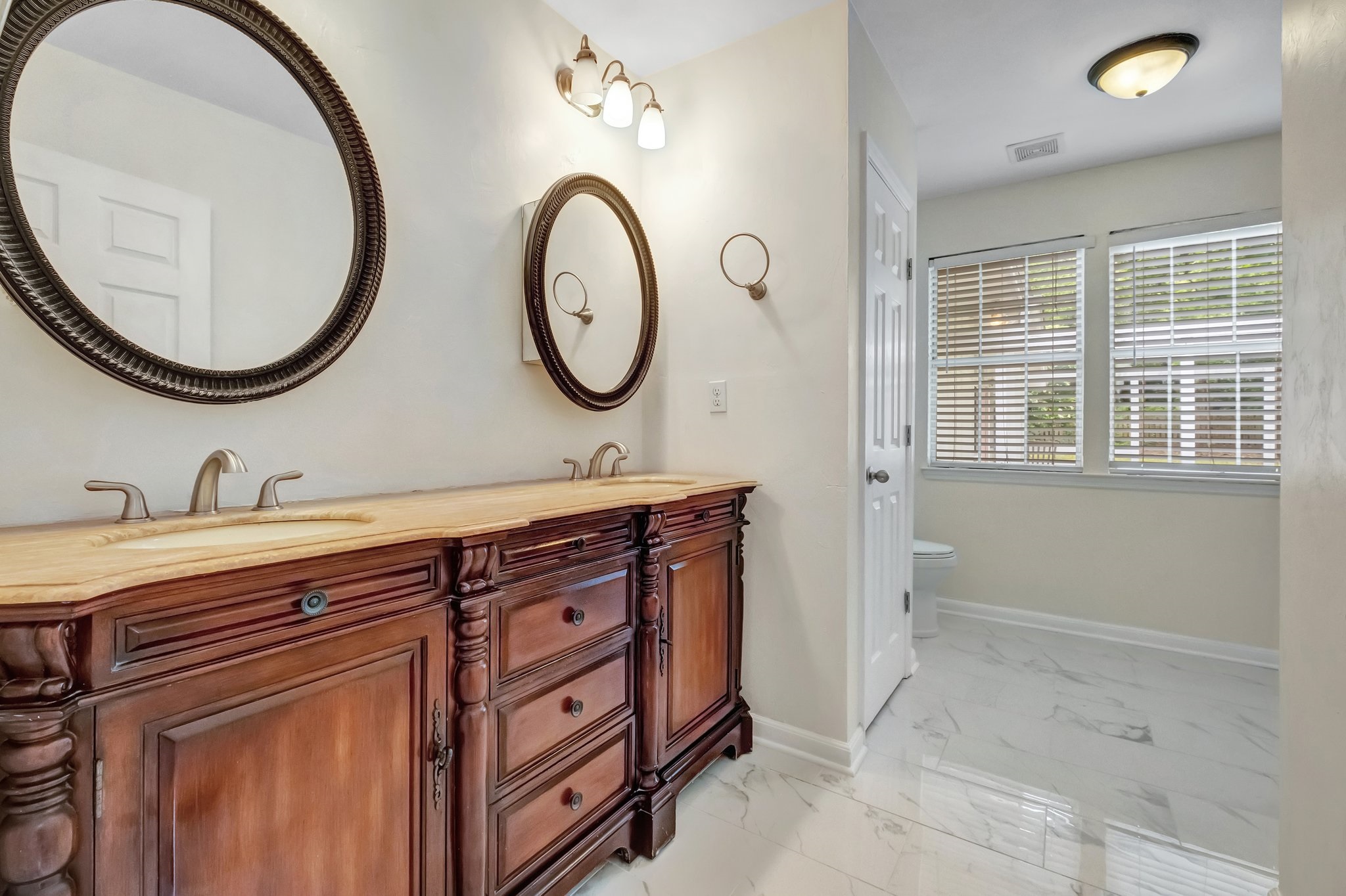 1128 Marion Avenue Unit: 1