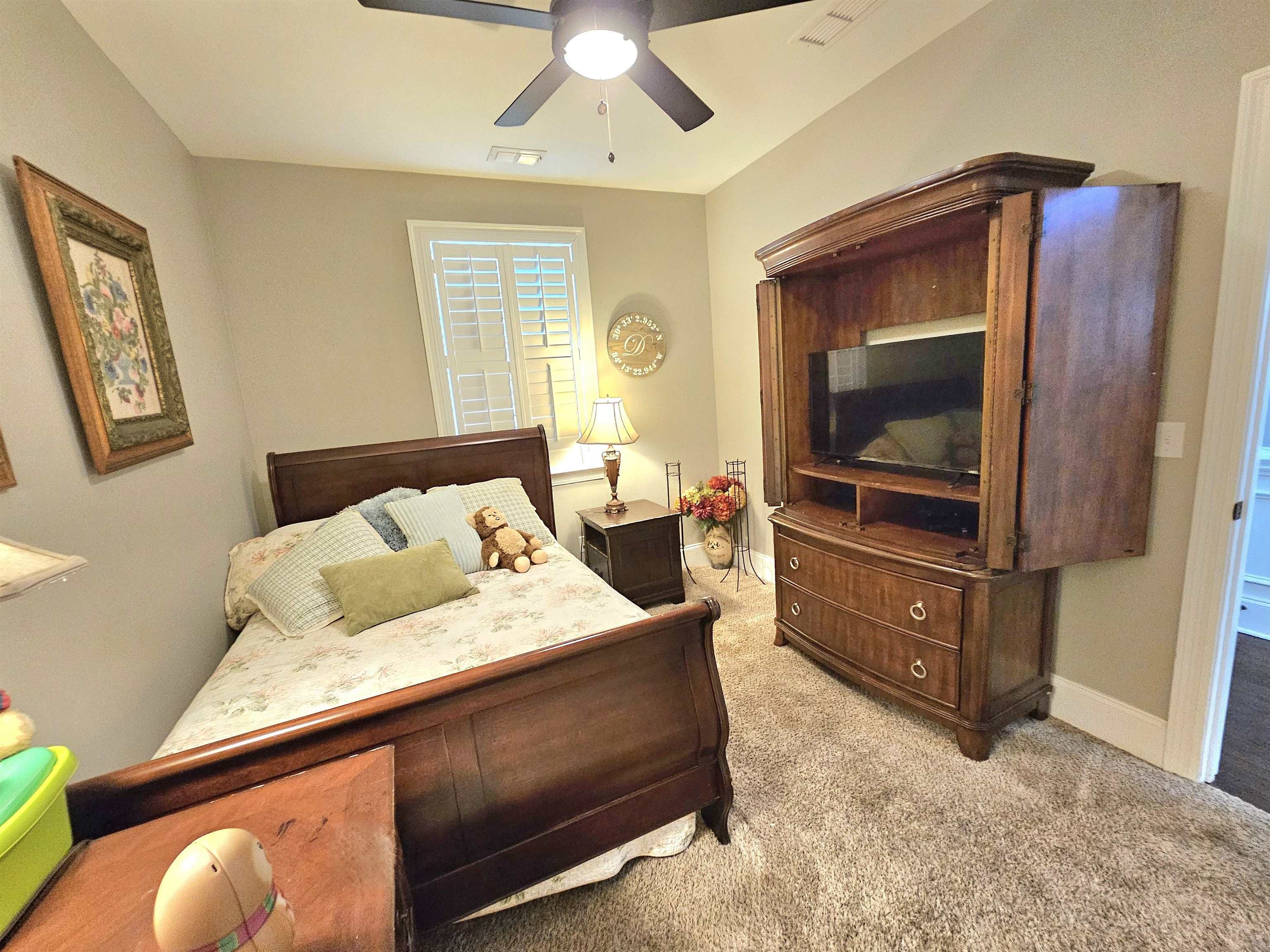 5876 Bascom Drive