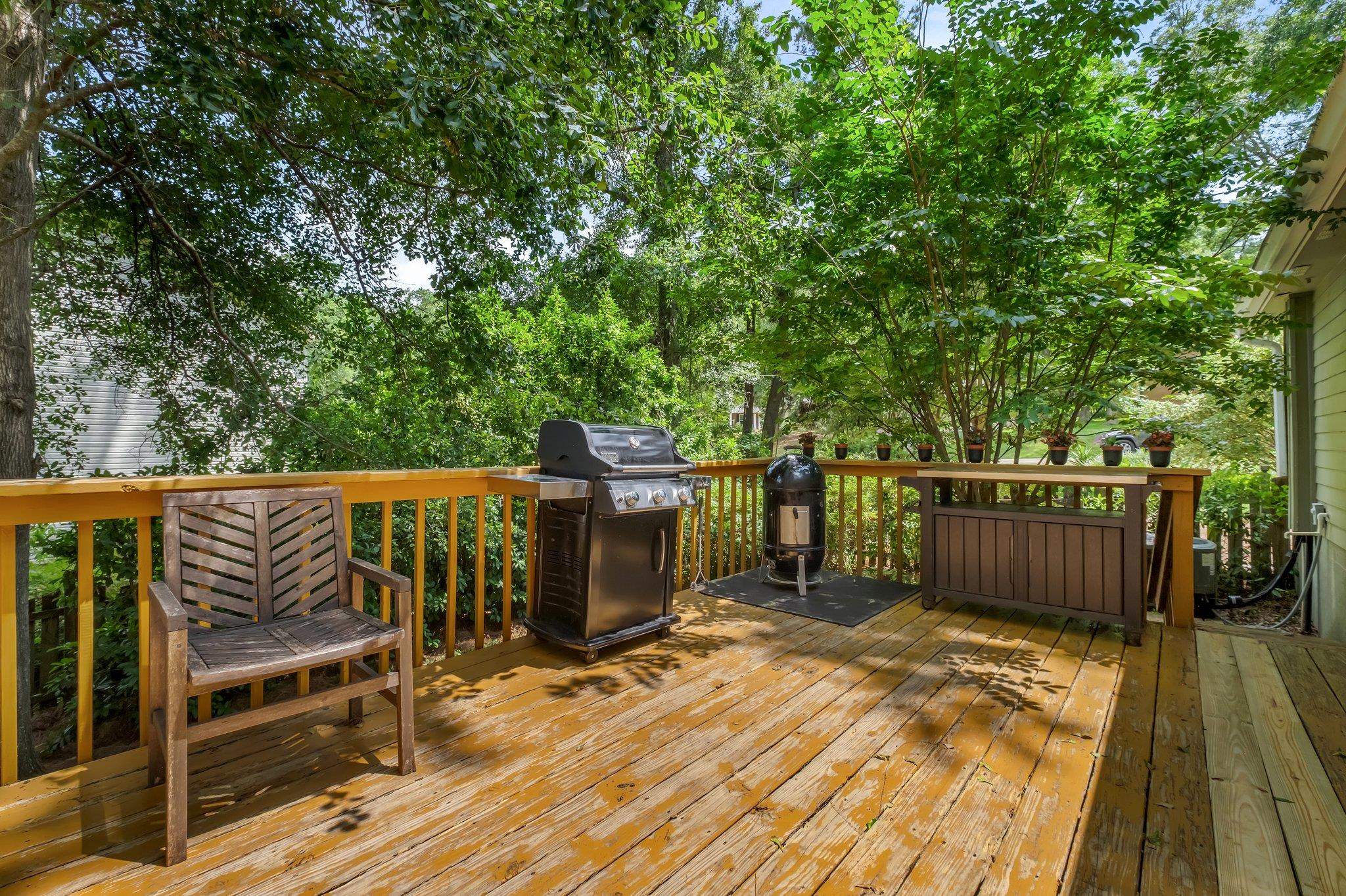1402 Devonshire Court