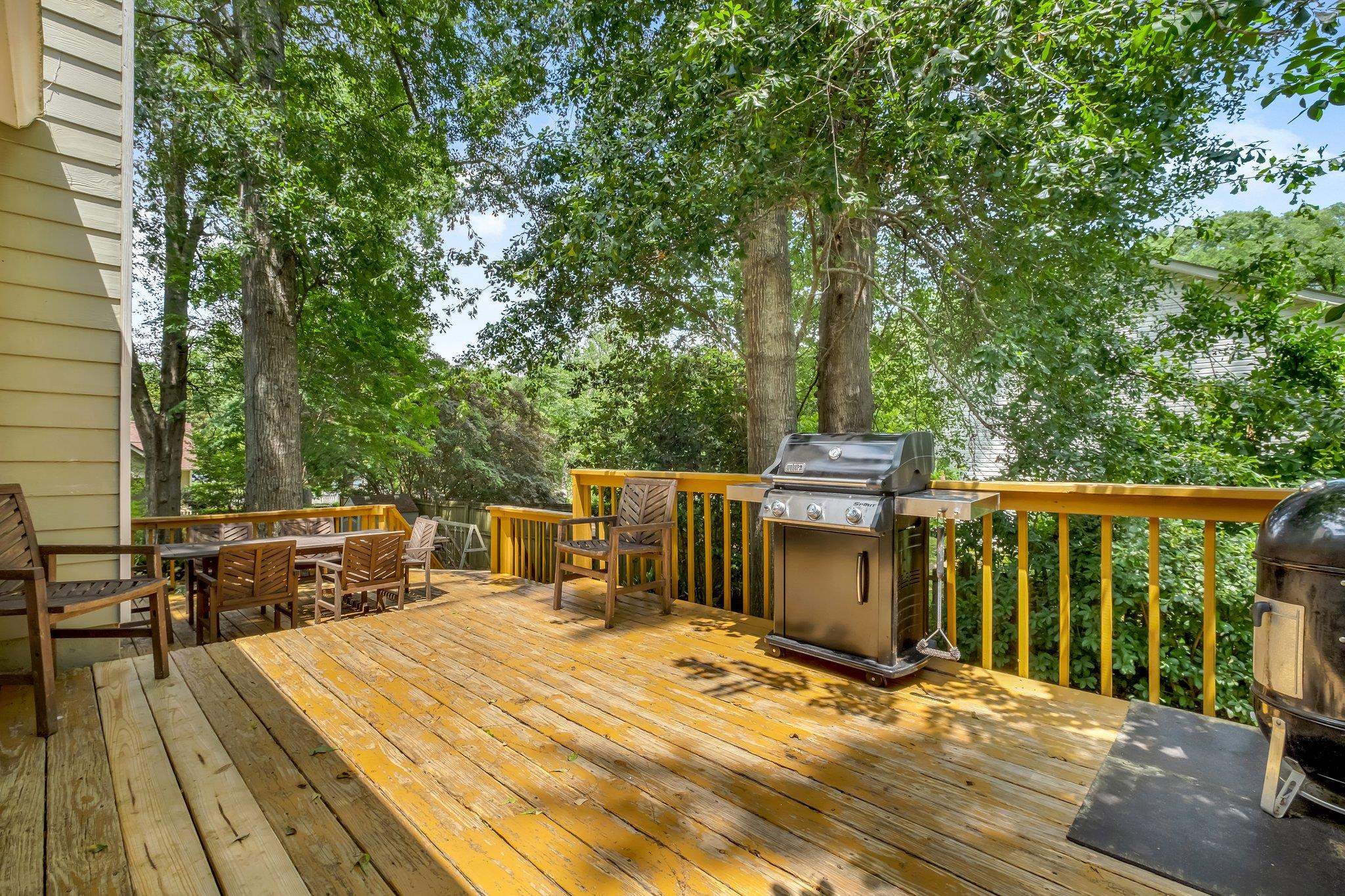 1402 Devonshire Court