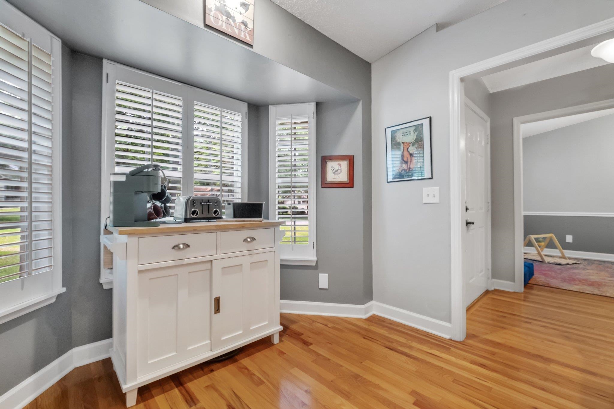 1402 Devonshire Court