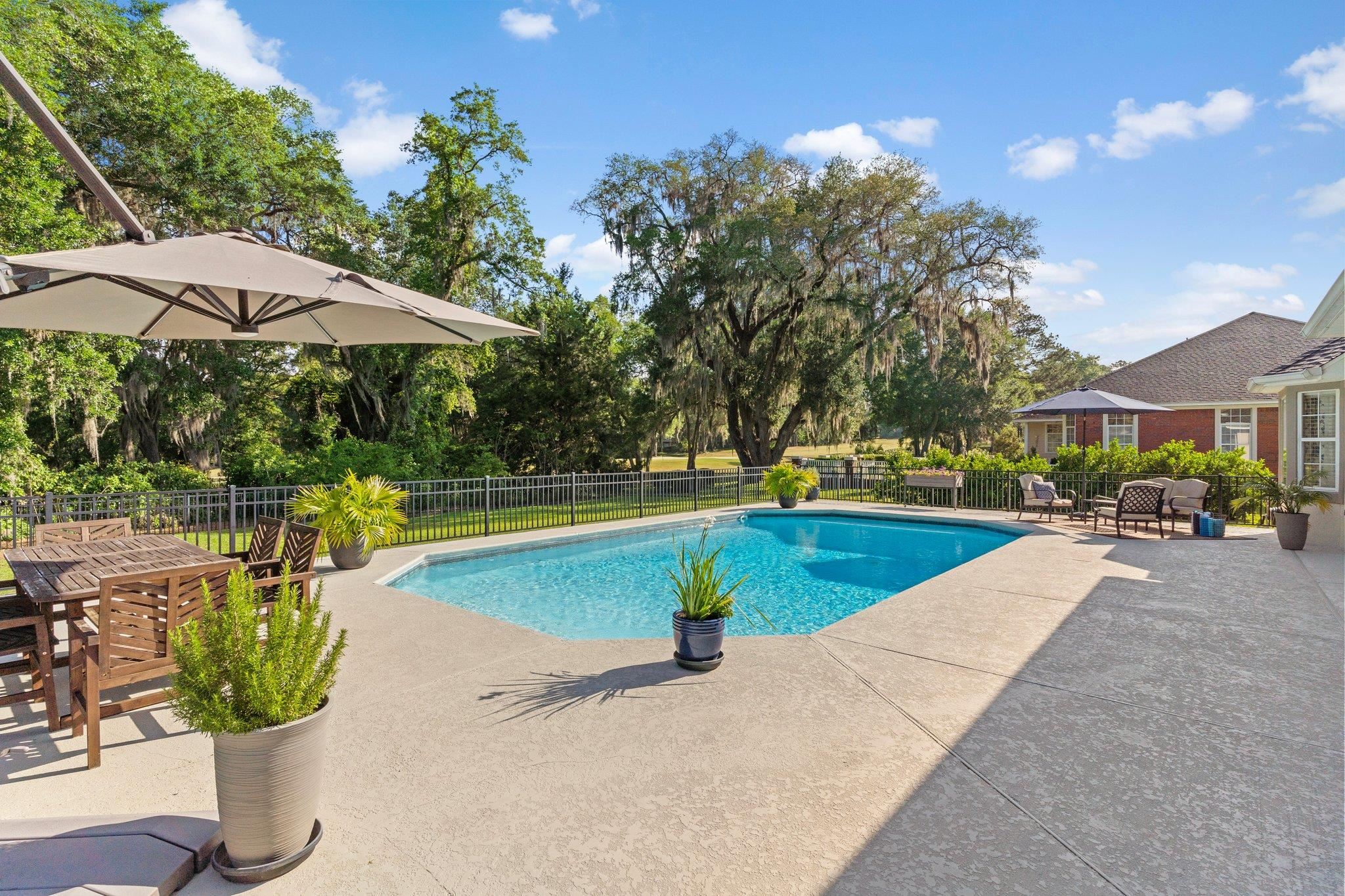 1112 Greensward Drive