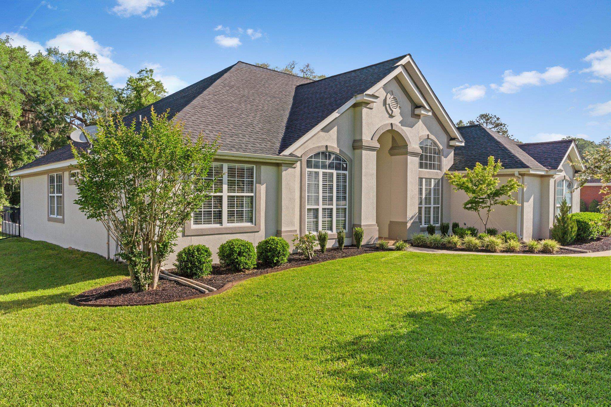 1112 Greensward Drive