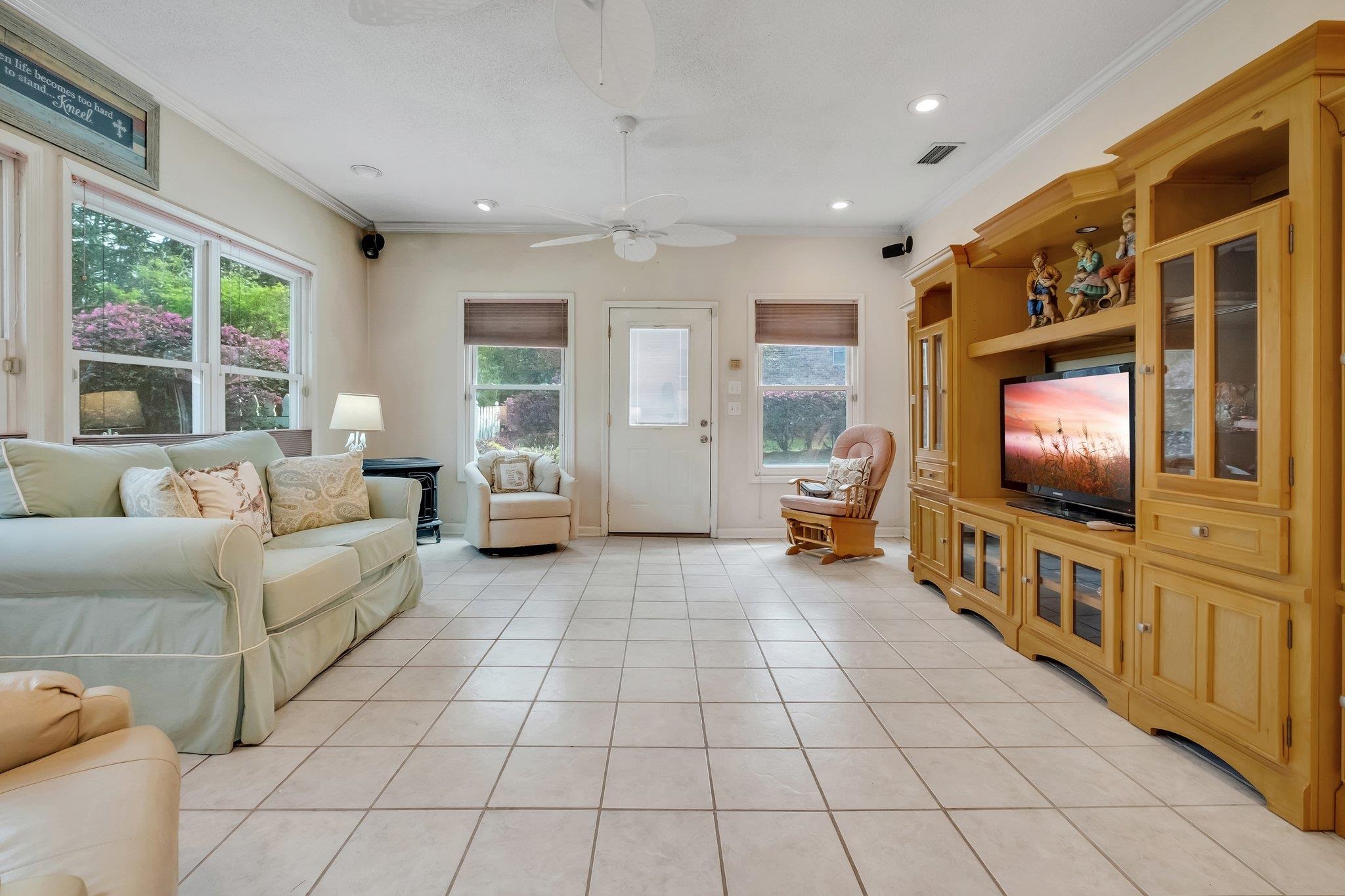 3710 Anthony Drive