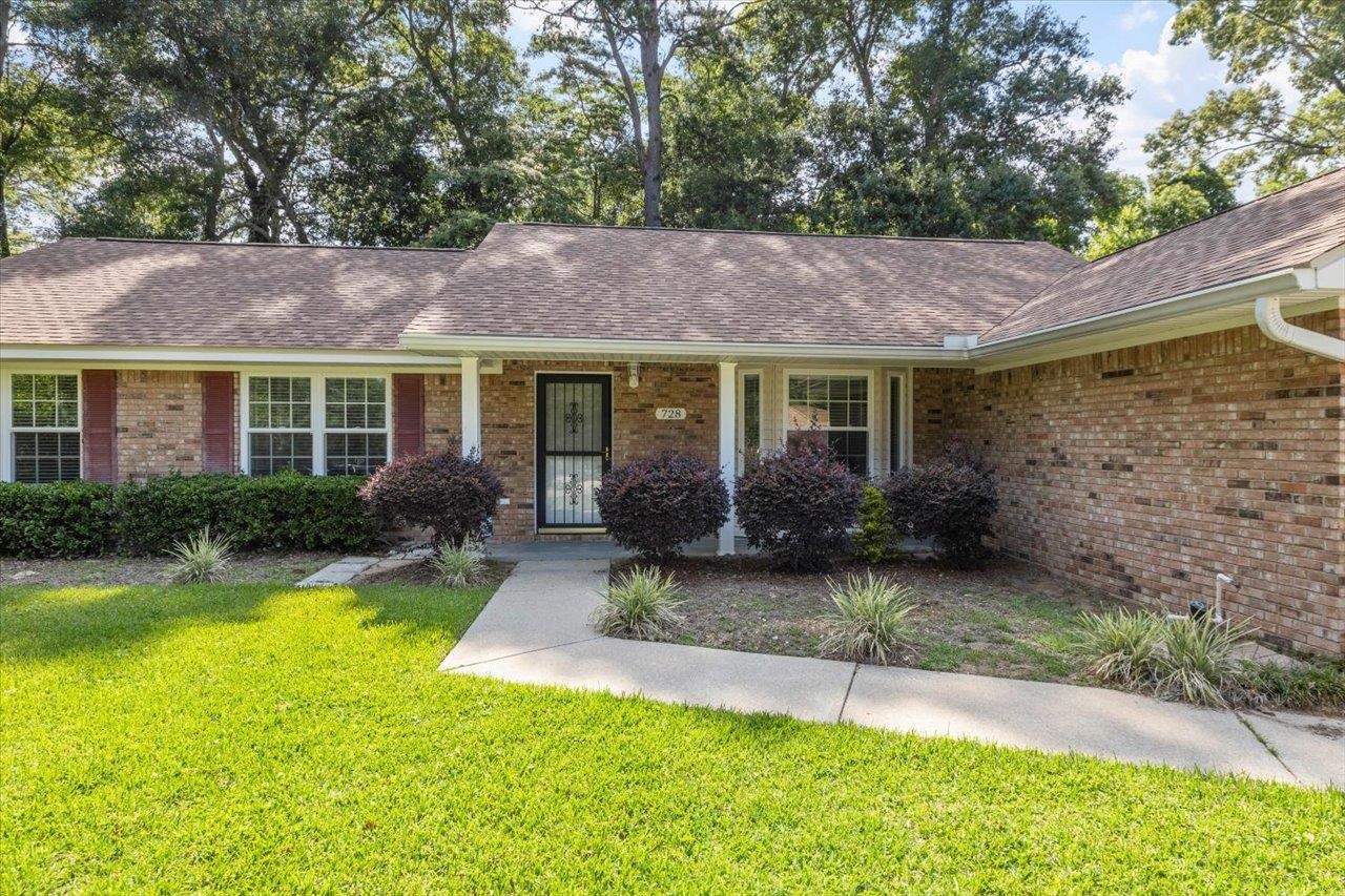 728 Red Fern Road