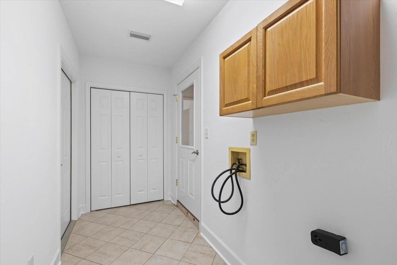 728 Red Fern Road