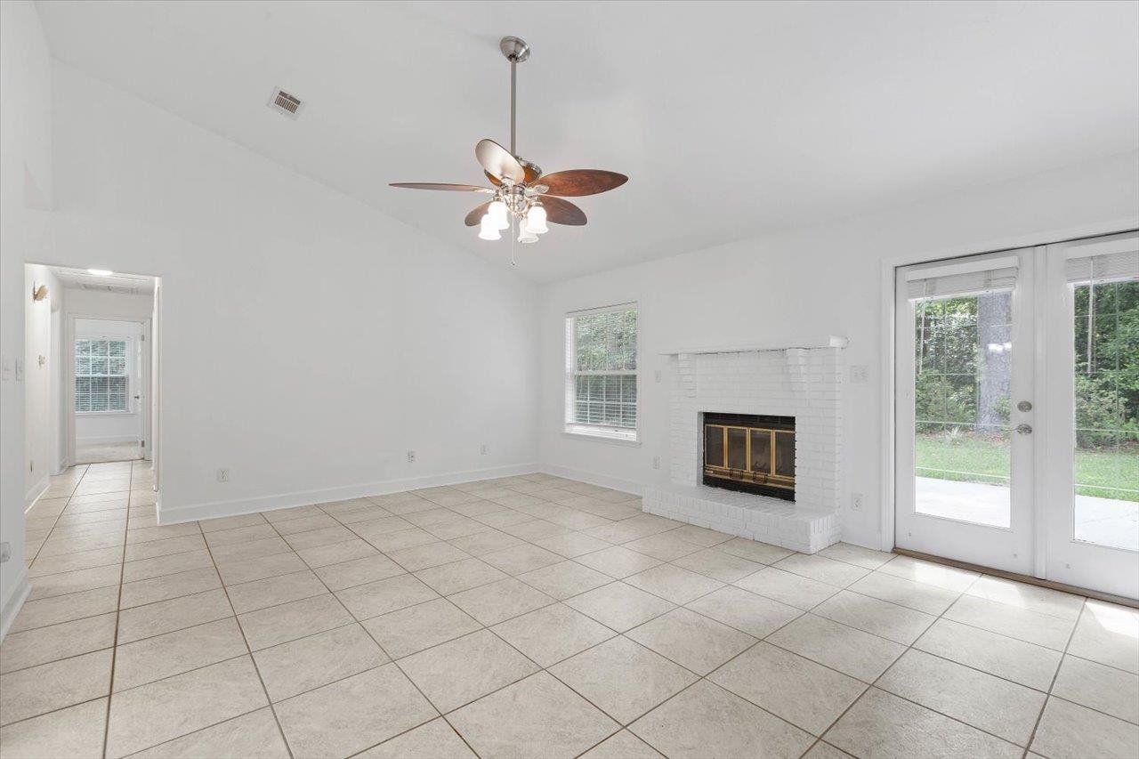 728 Red Fern Road