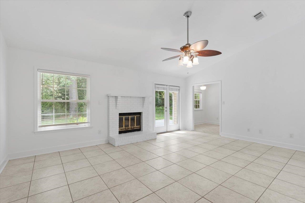 728 Red Fern Road