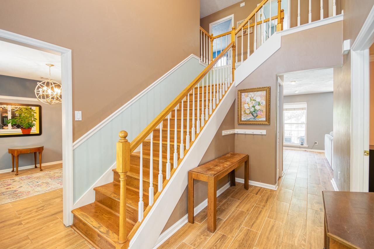 3537 Clifden Drive