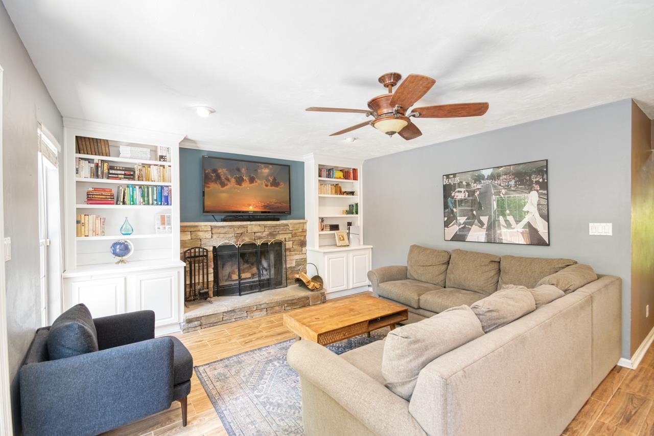 3537 Clifden Drive