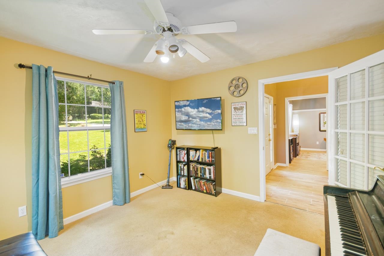 3537 Clifden Drive