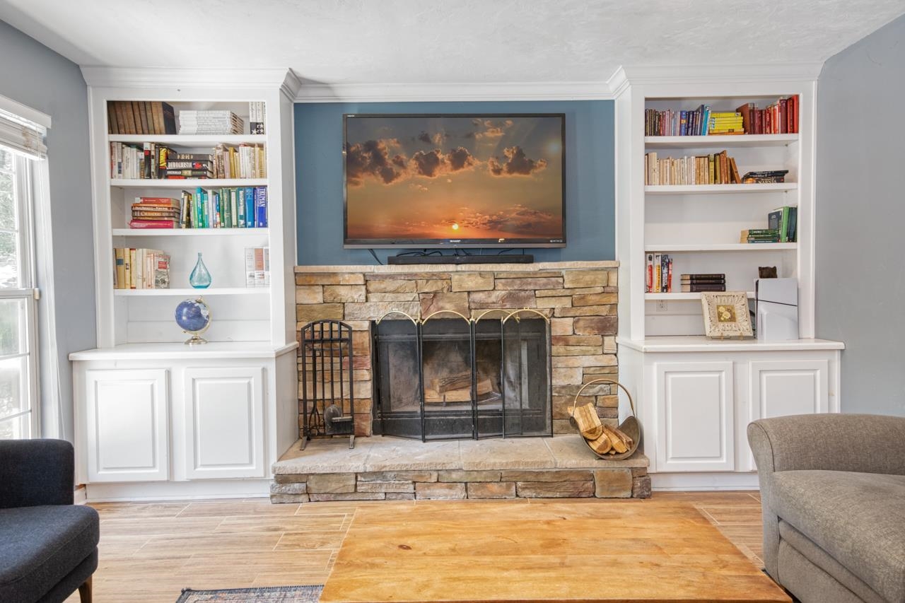 3537 Clifden Drive