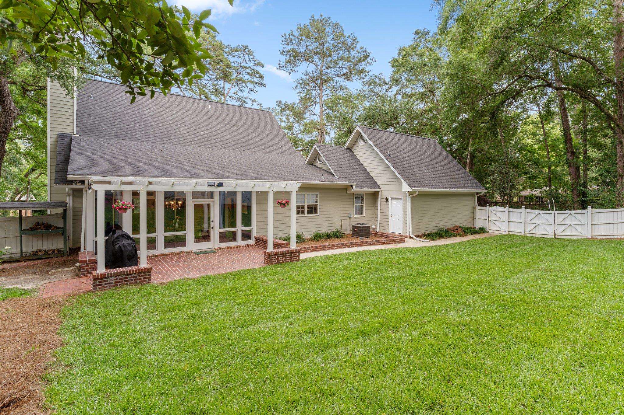 1005 Shalimar Drive
