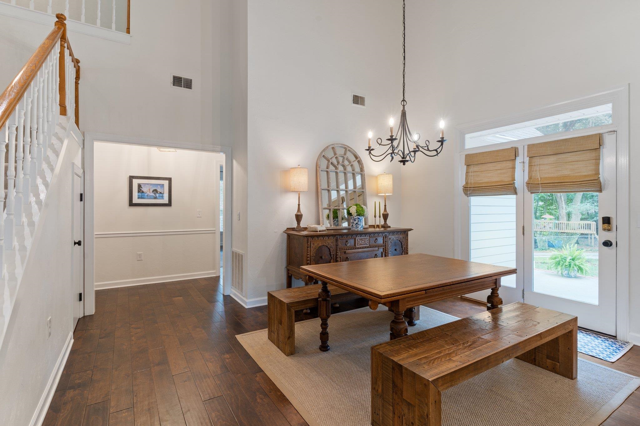1005 Shalimar Drive