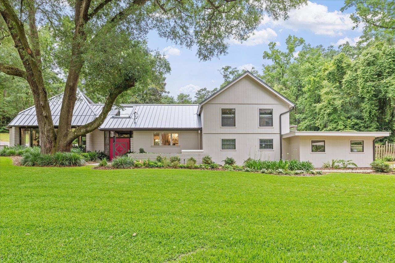 3541 Lakeshore Drive