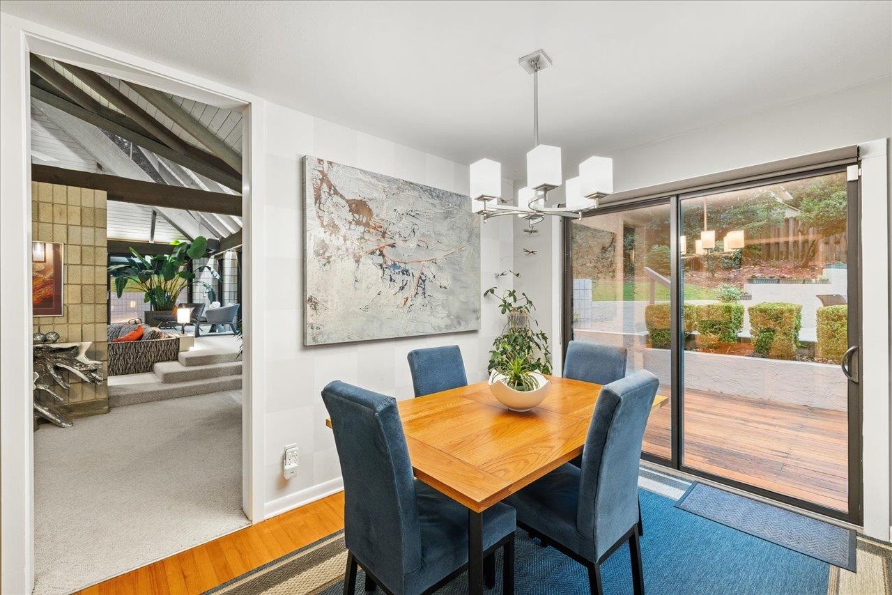 3541 Lakeshore Drive