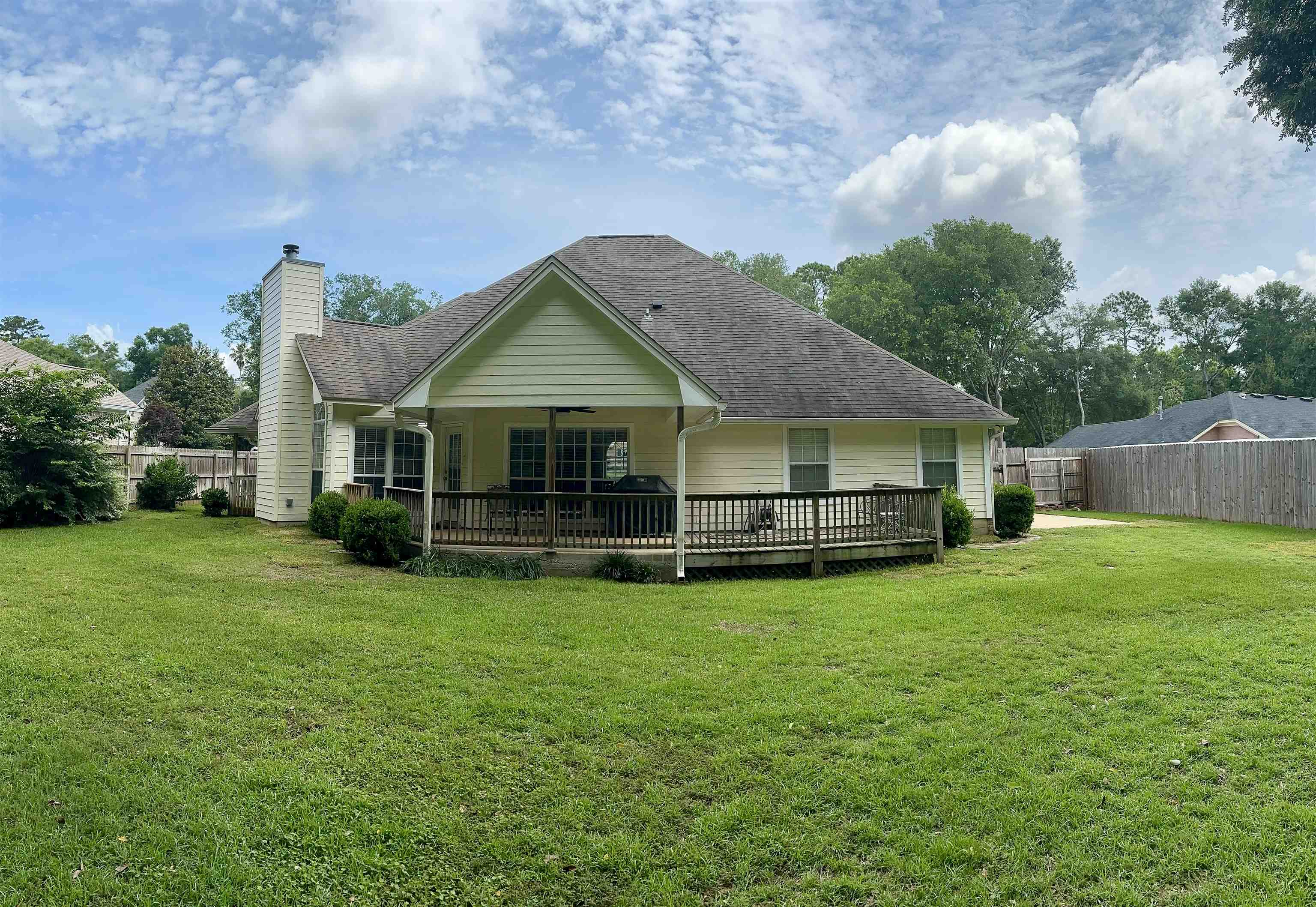 3483 Colonnade Drive