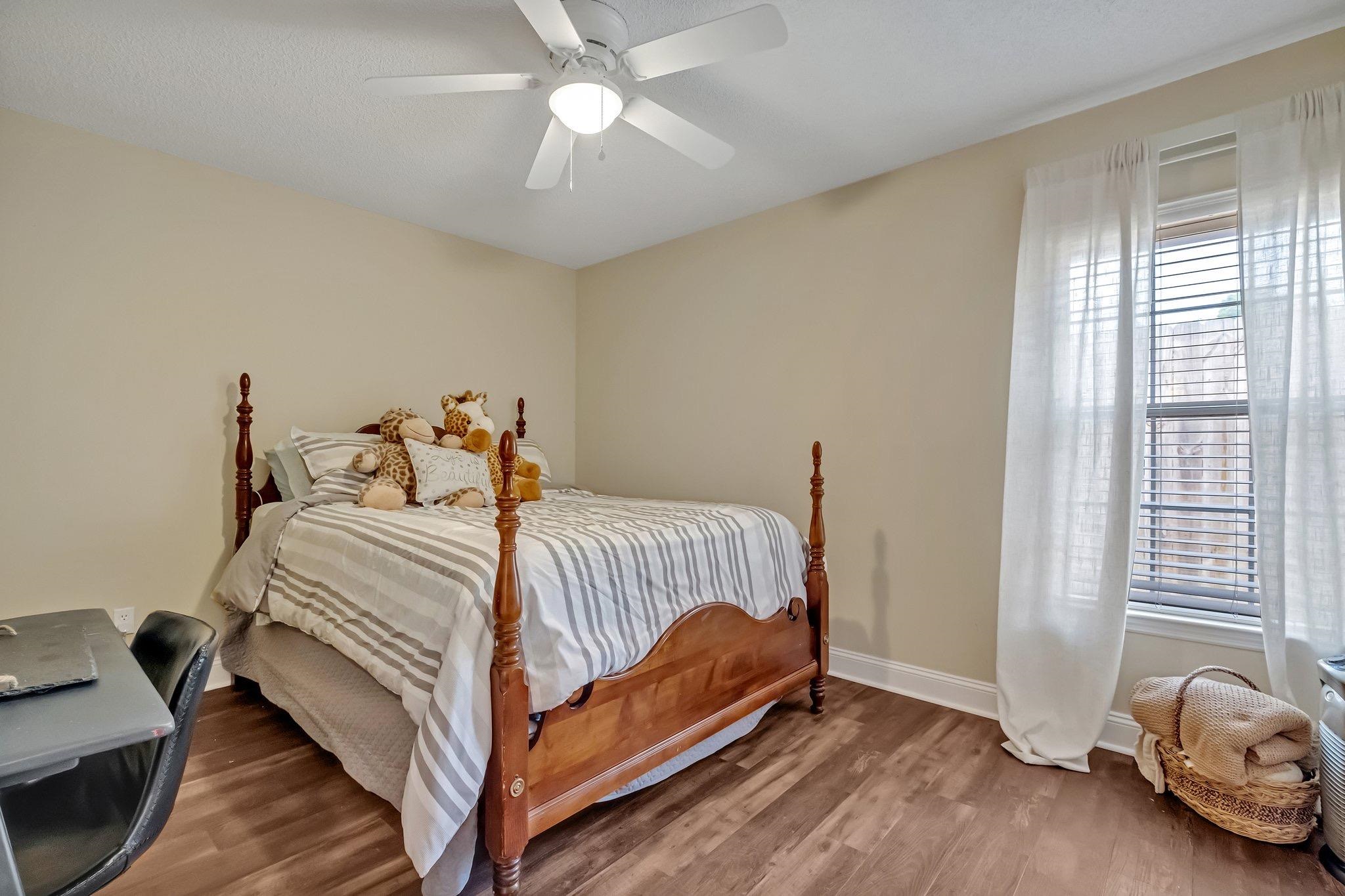 3483 Colonnade Drive