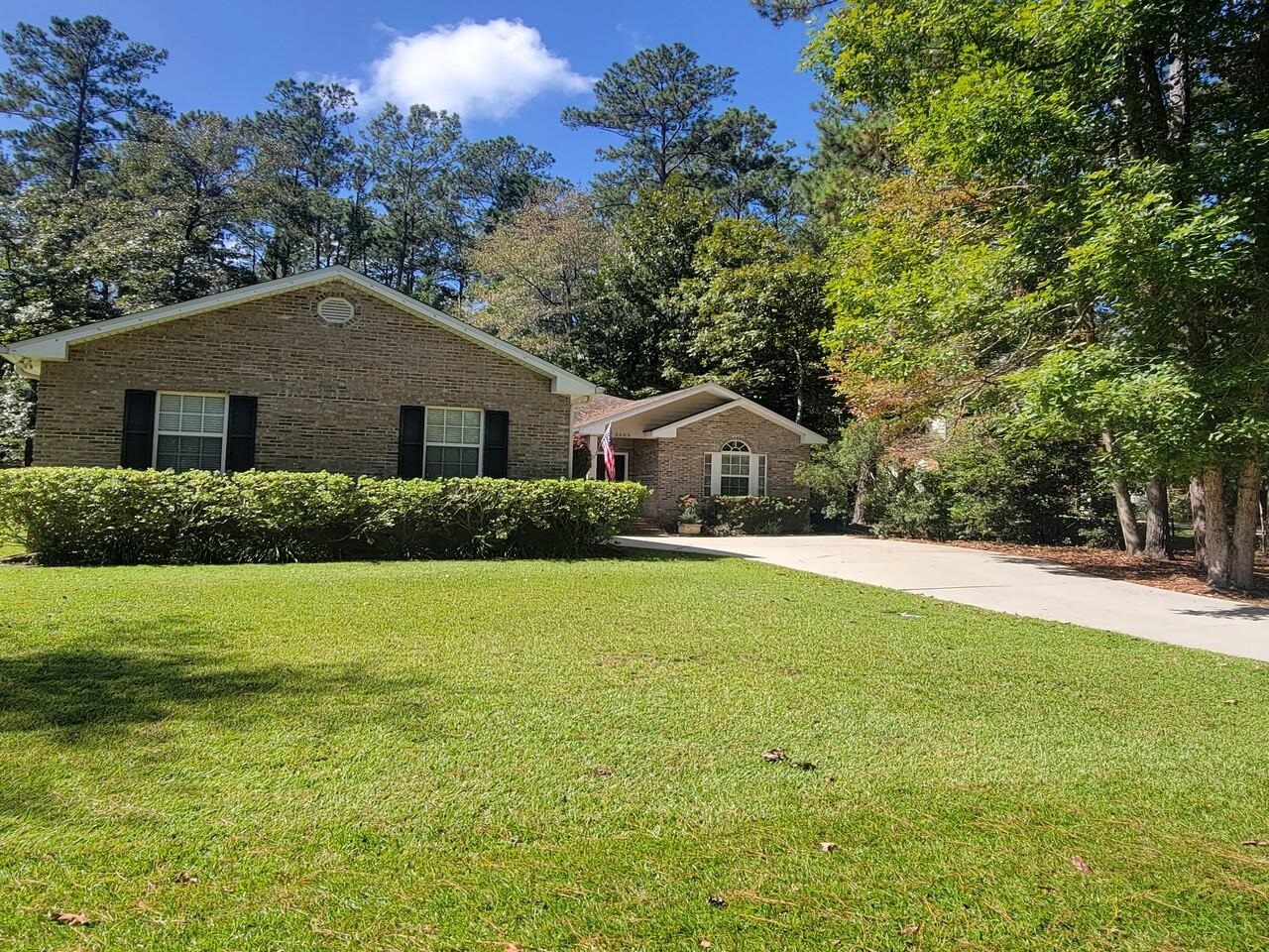 3489 Cedarwood Trail