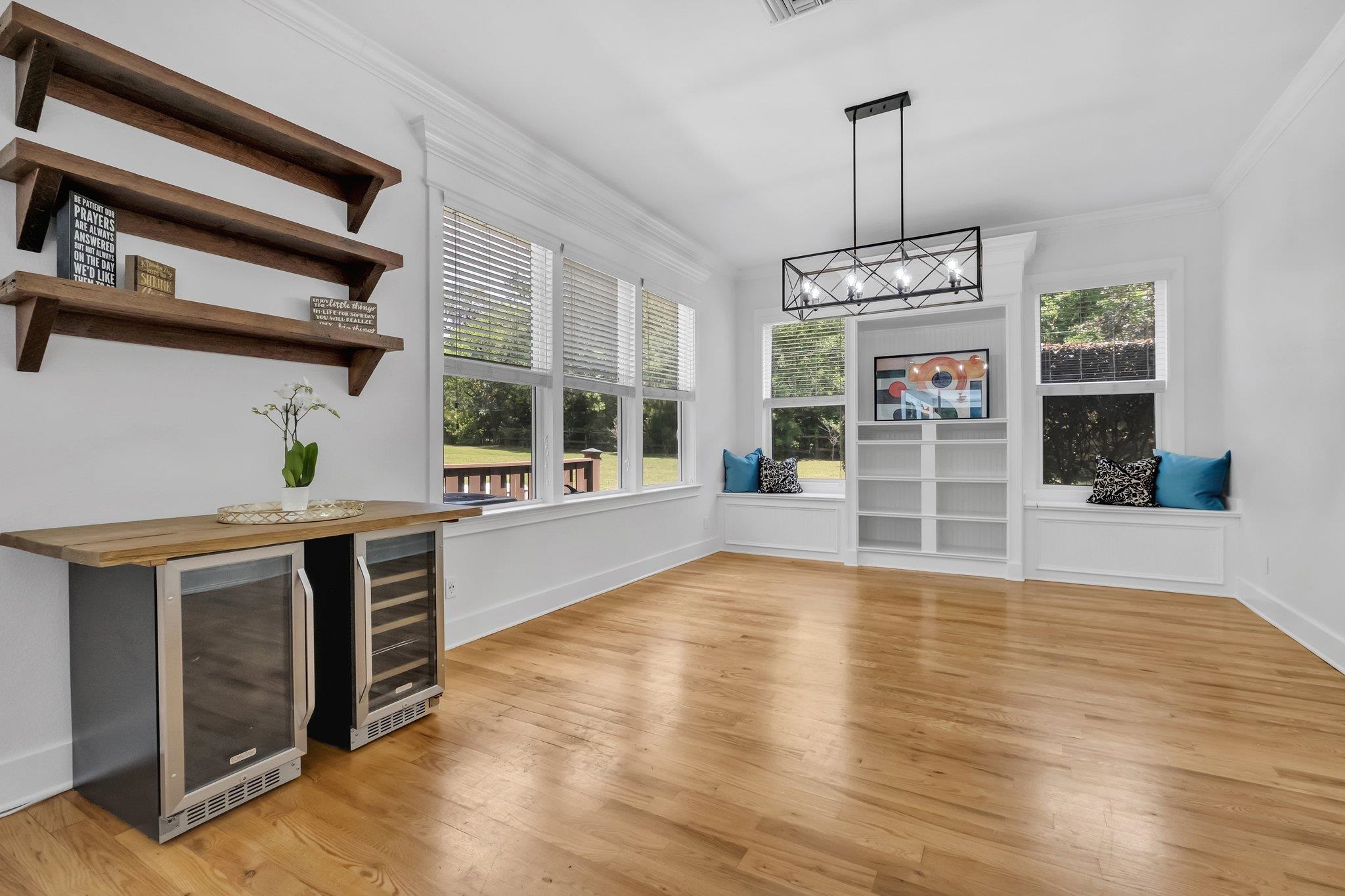 4880 Quail Valley Road