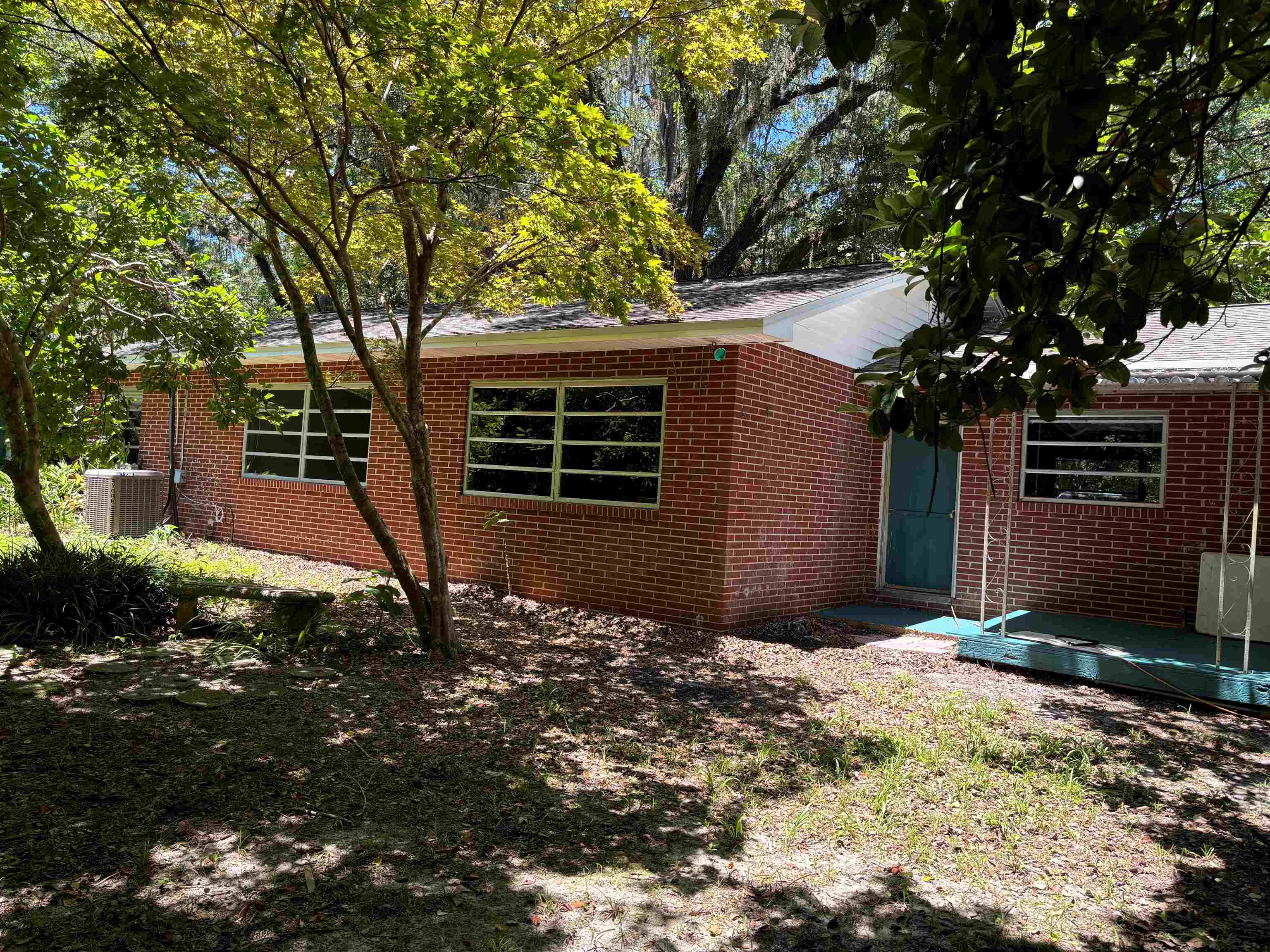 2390 Tallahassee Drive