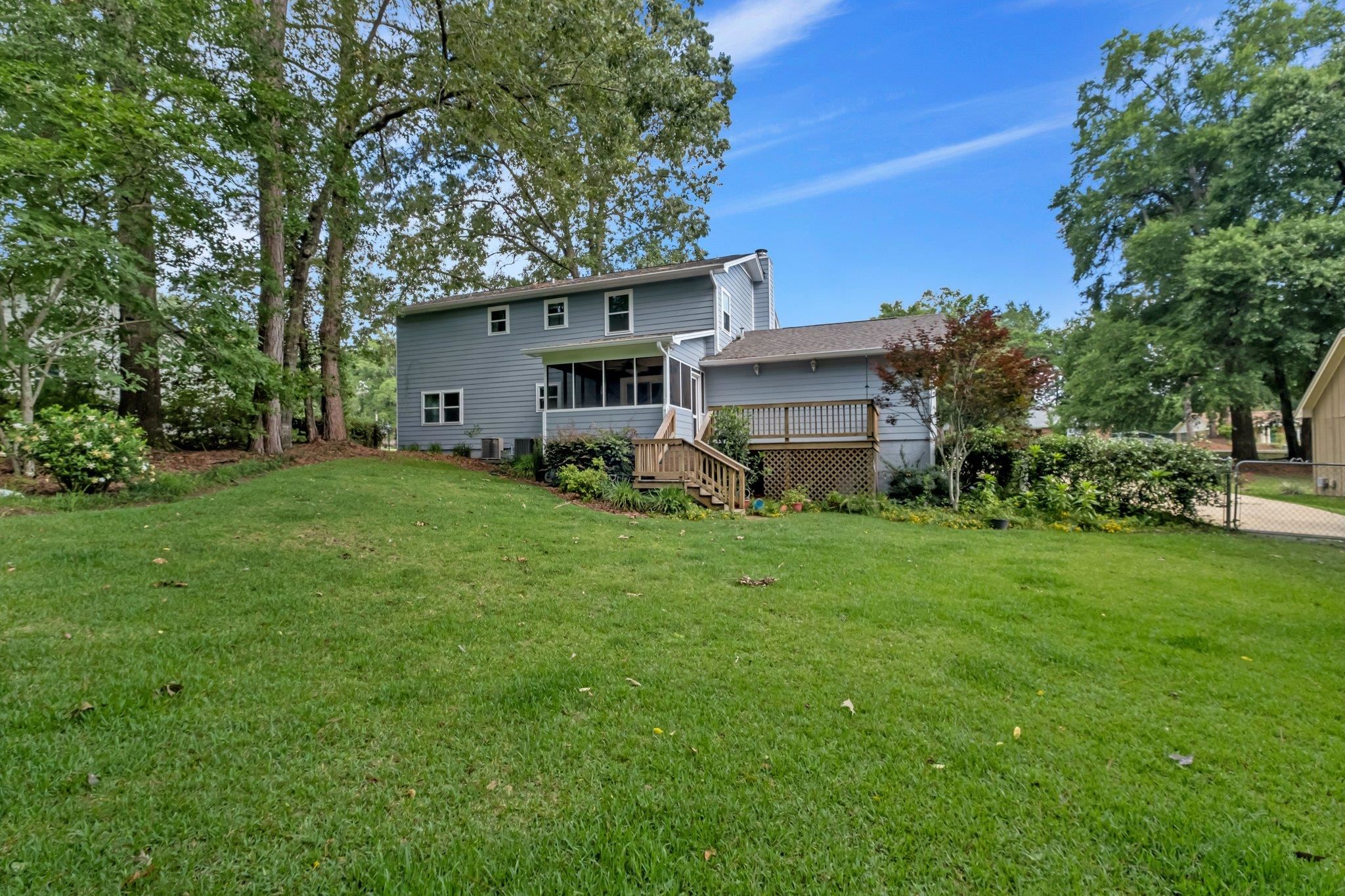 3127 N Shannon Lakes